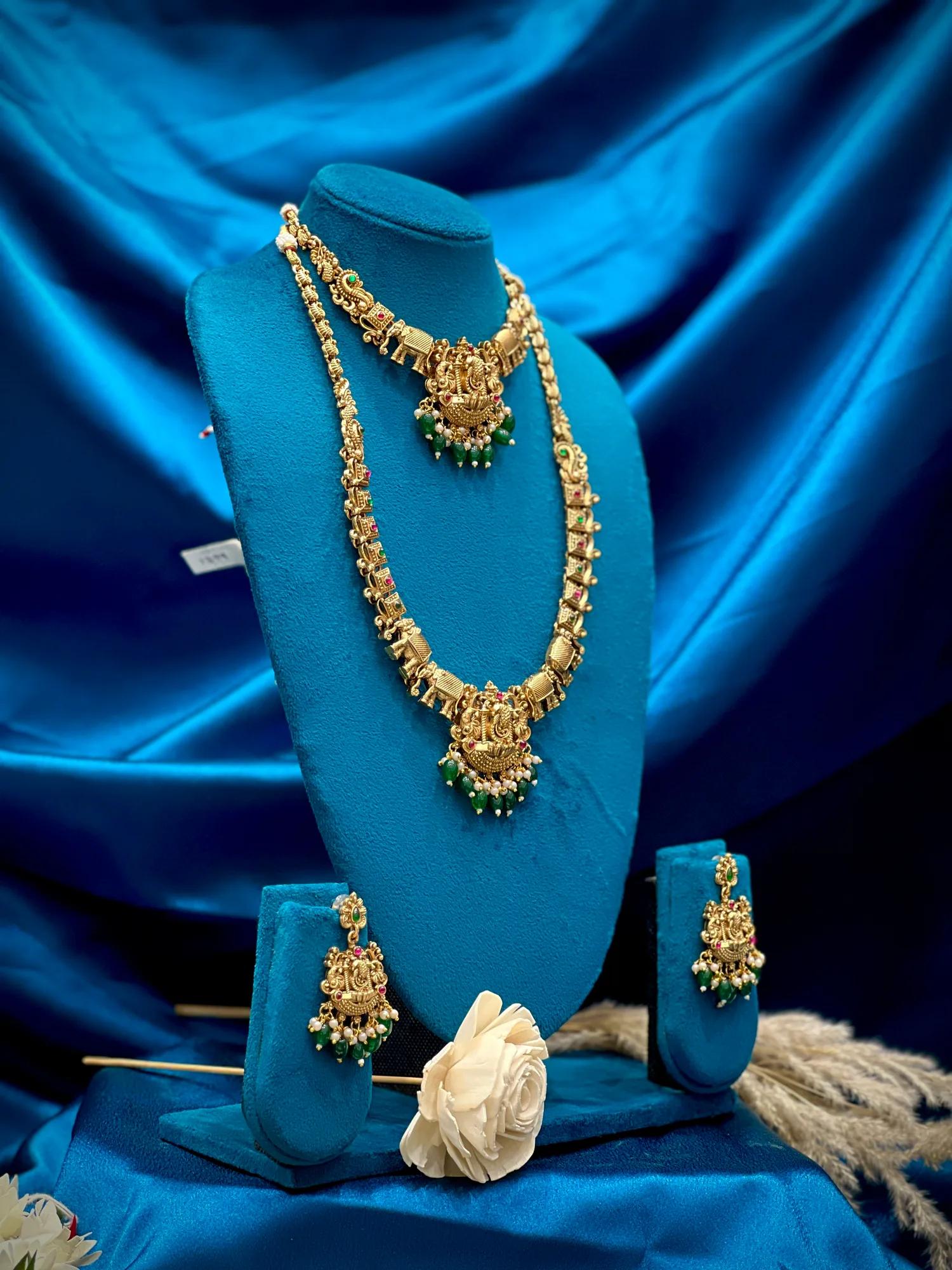 Matt temple pink stone green beeds combo — Image 3