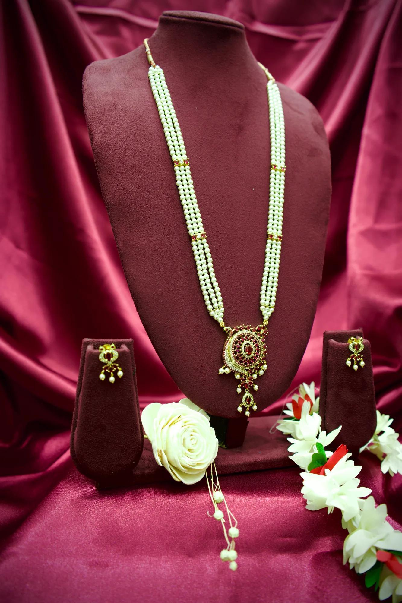 Royal Pearl Beaded Pendant Necklace Set