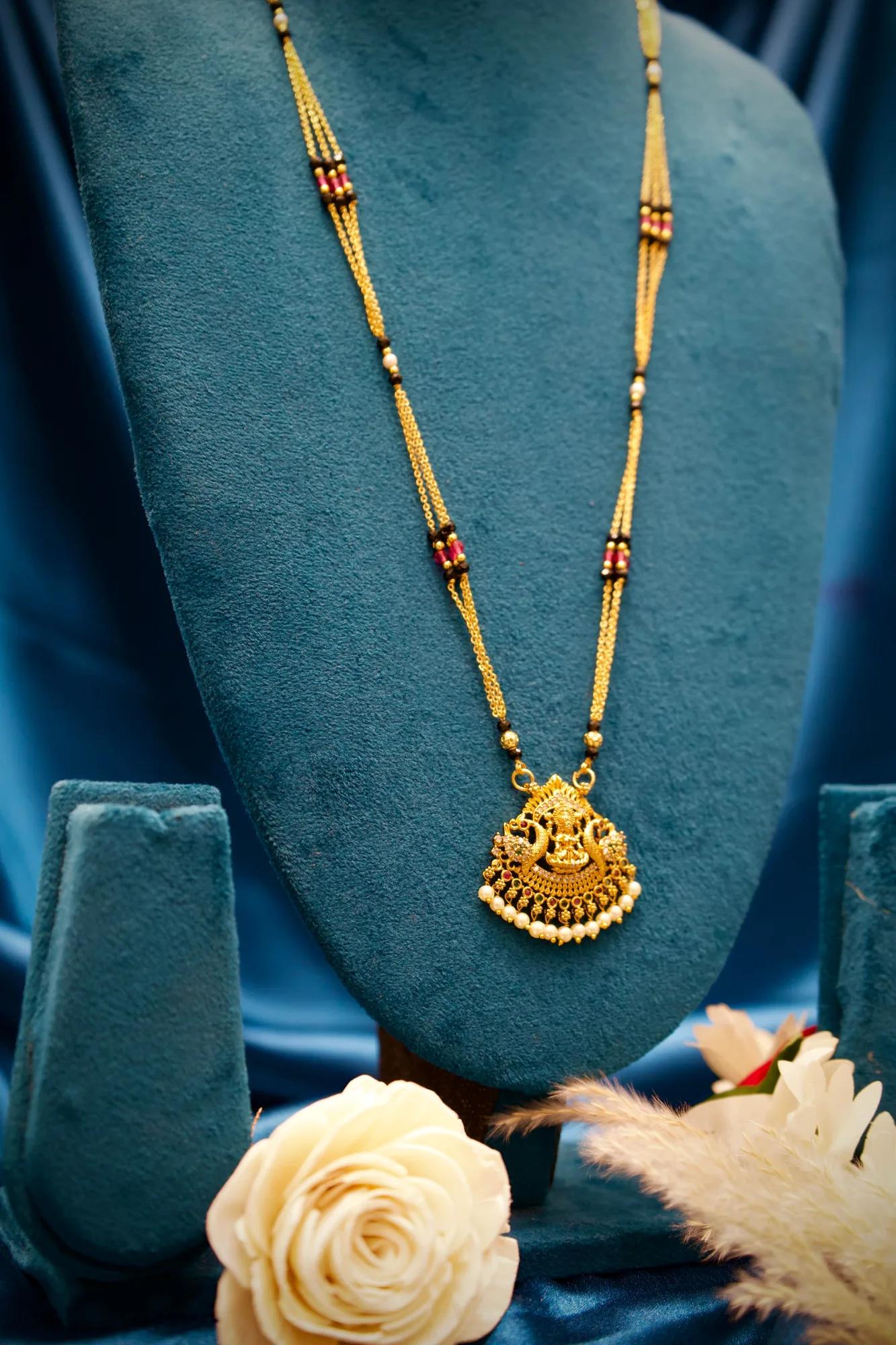 Lakshmi Peacock Temple Pearl Designer Mangalsutra — Image 2