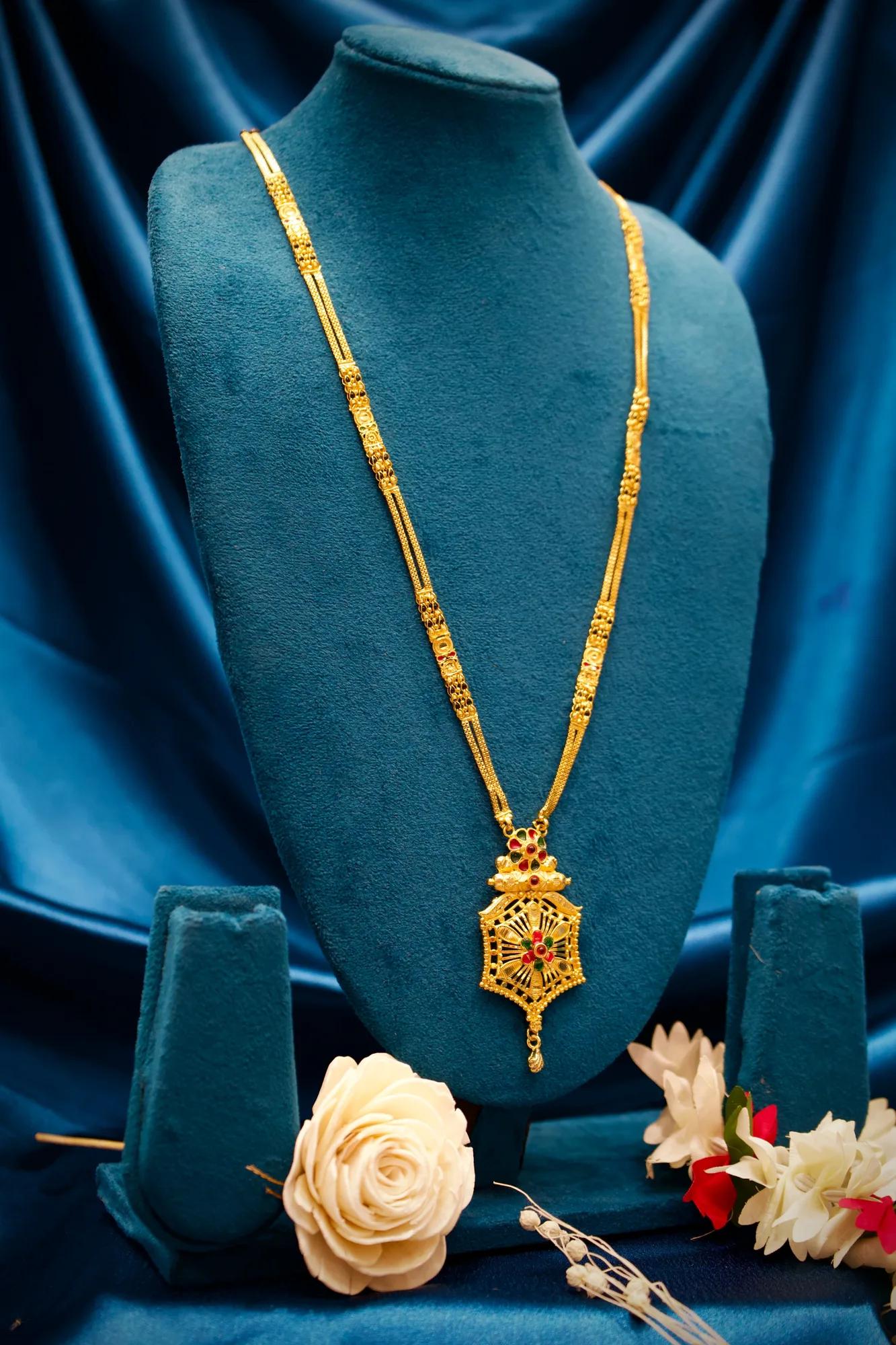Floral Hexagon Pendant Gold-Tone Mangalsutra Necklace