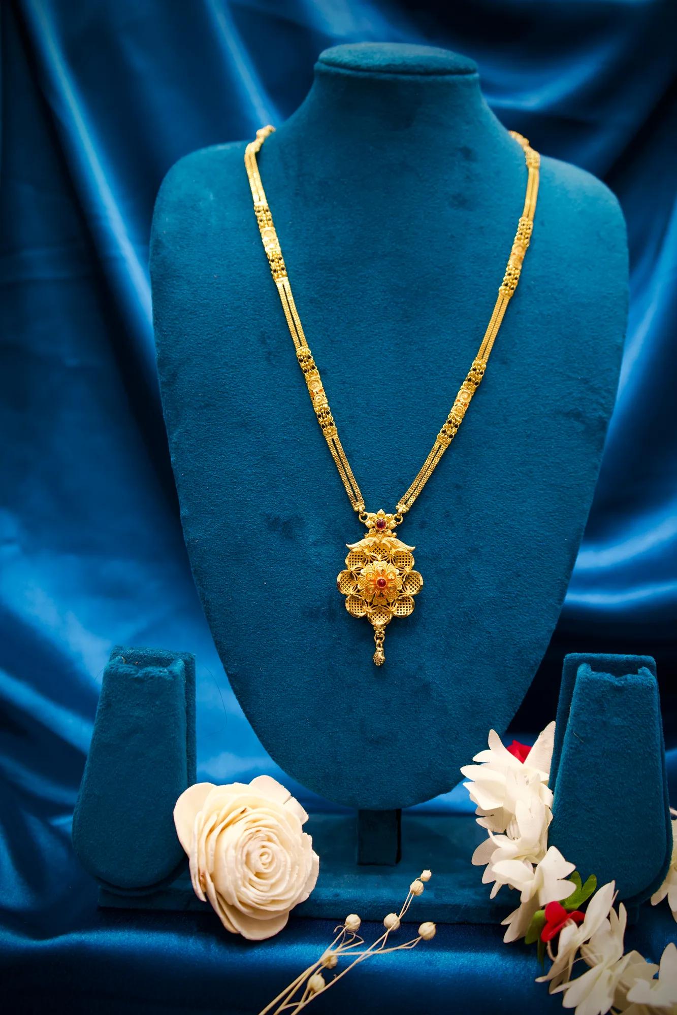 Traditional Floral Medallion Pendant Mangalsutra with Ruby Stone Detail