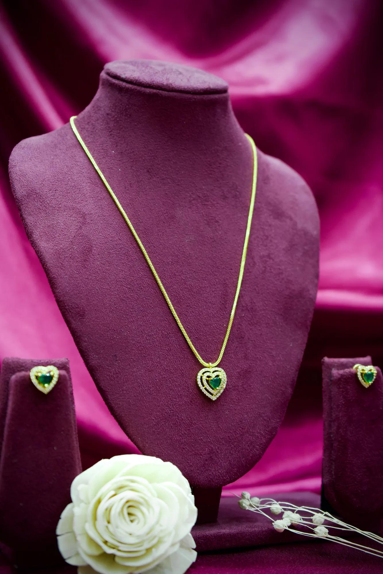 Emerald Heart Crystal Pendant Necklace