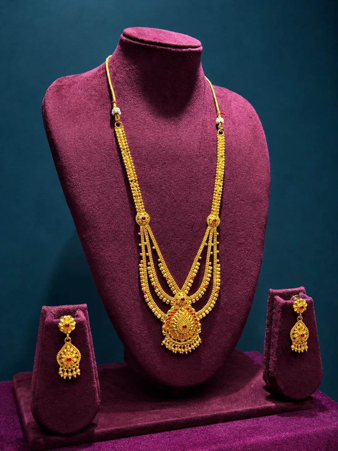 Royal Layered Gold Long Ranihaar Set — Image 2