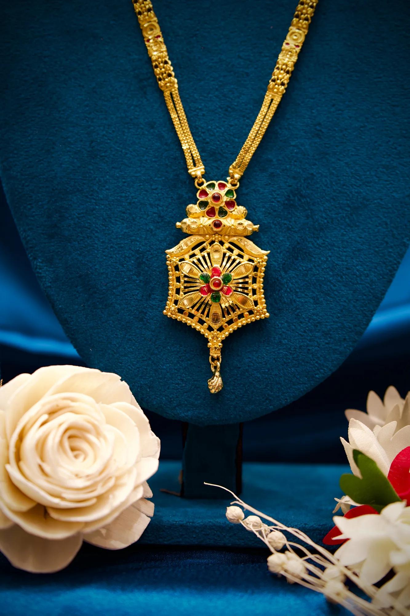 Floral Hexagon Pendant Gold-Tone Mangalsutra Necklace