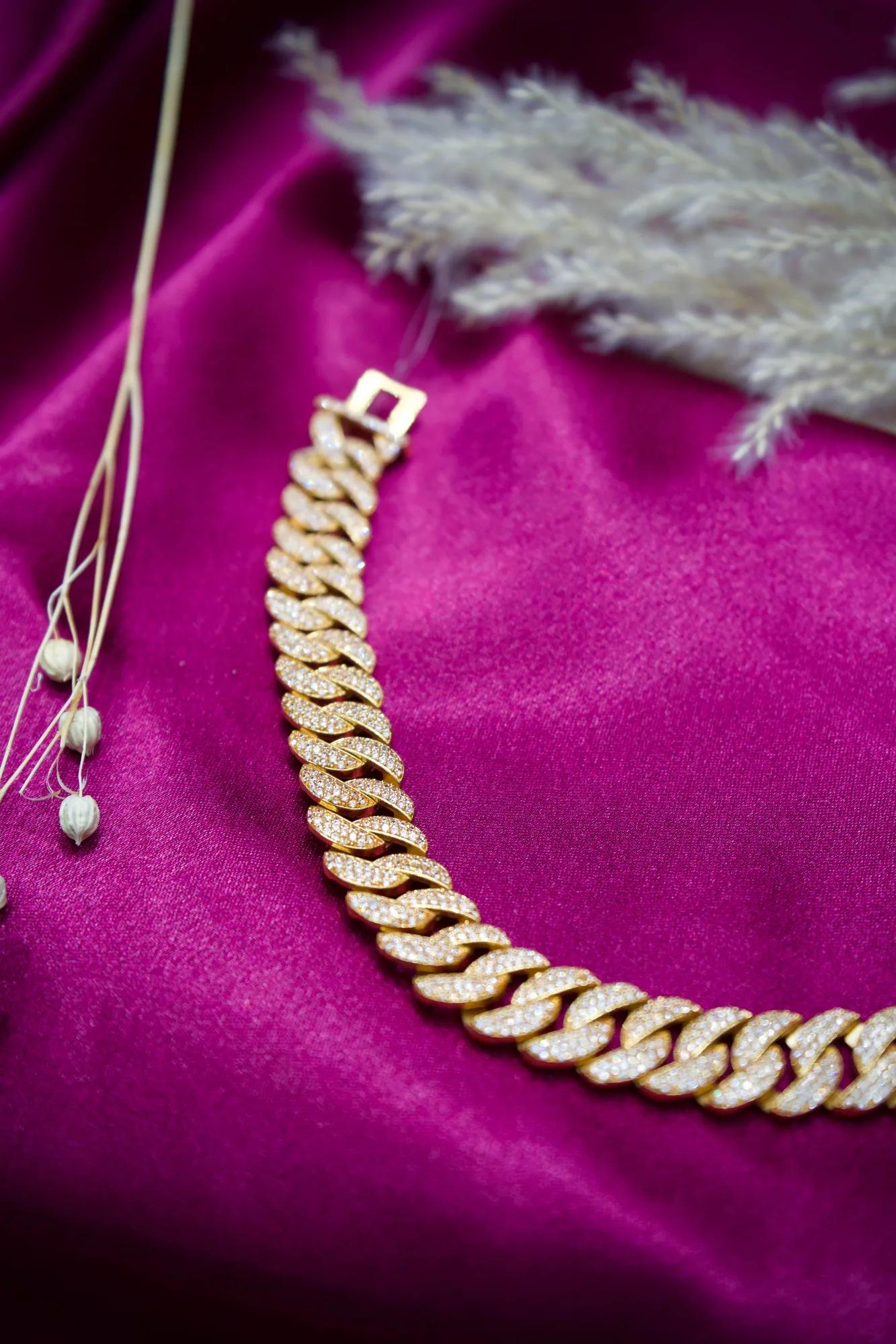 Luxury Iced-Out Cuban Link Bracelet — Image 2