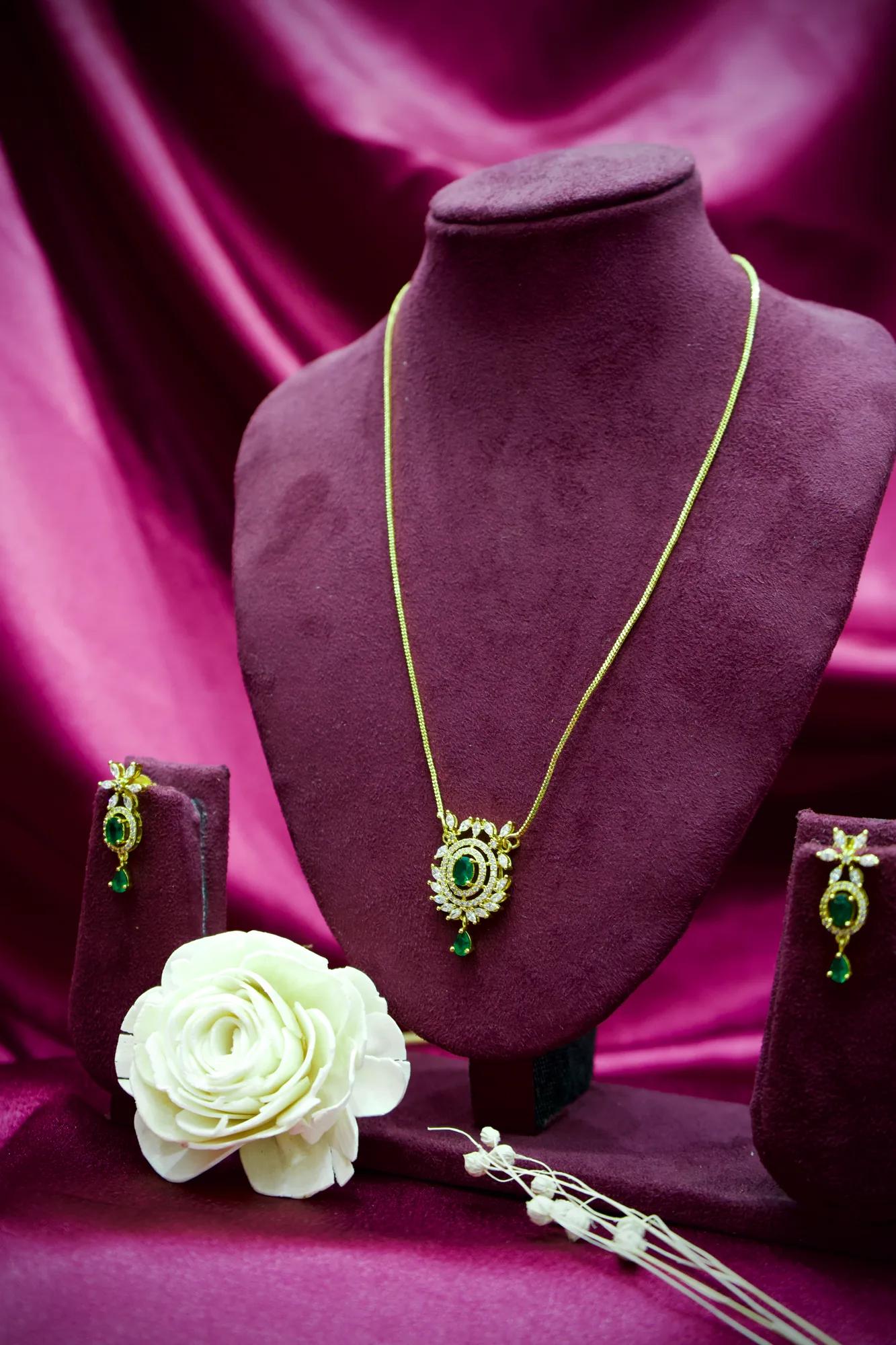 Emerald Floral Halo Crystal Pendant Necklace