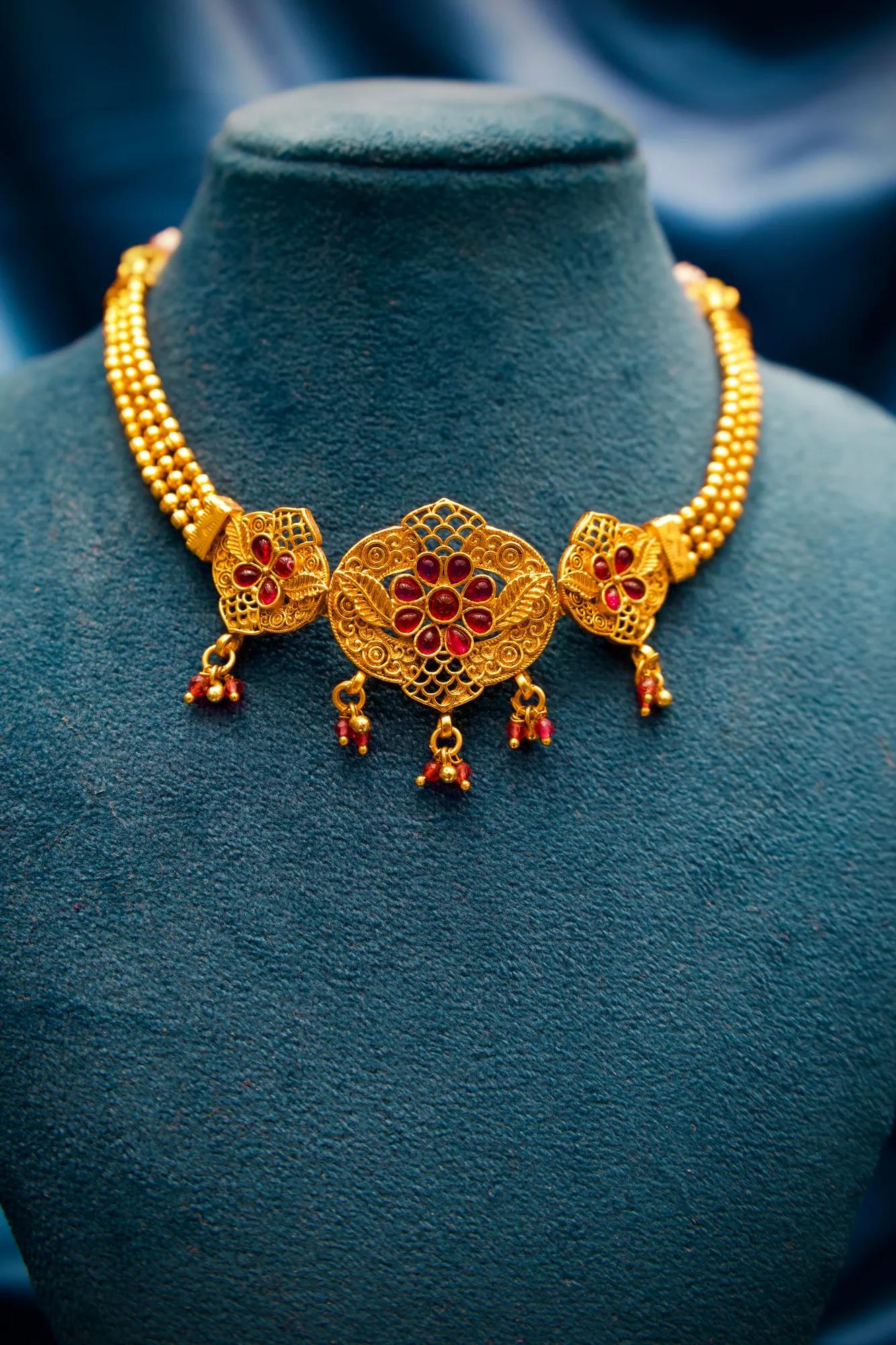 Antique Floral Ruby Stone Choker Necklace Set