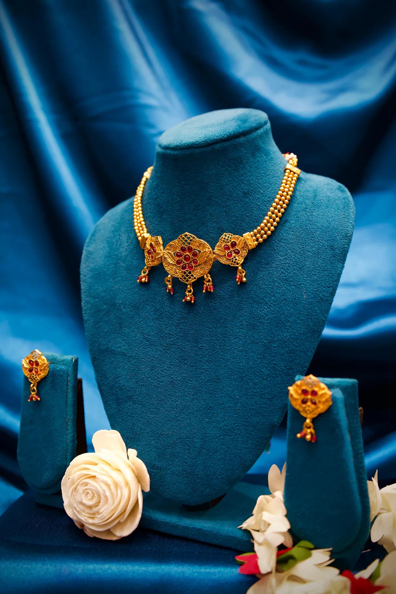 Antique Floral Ruby Stone Choker Necklace Set