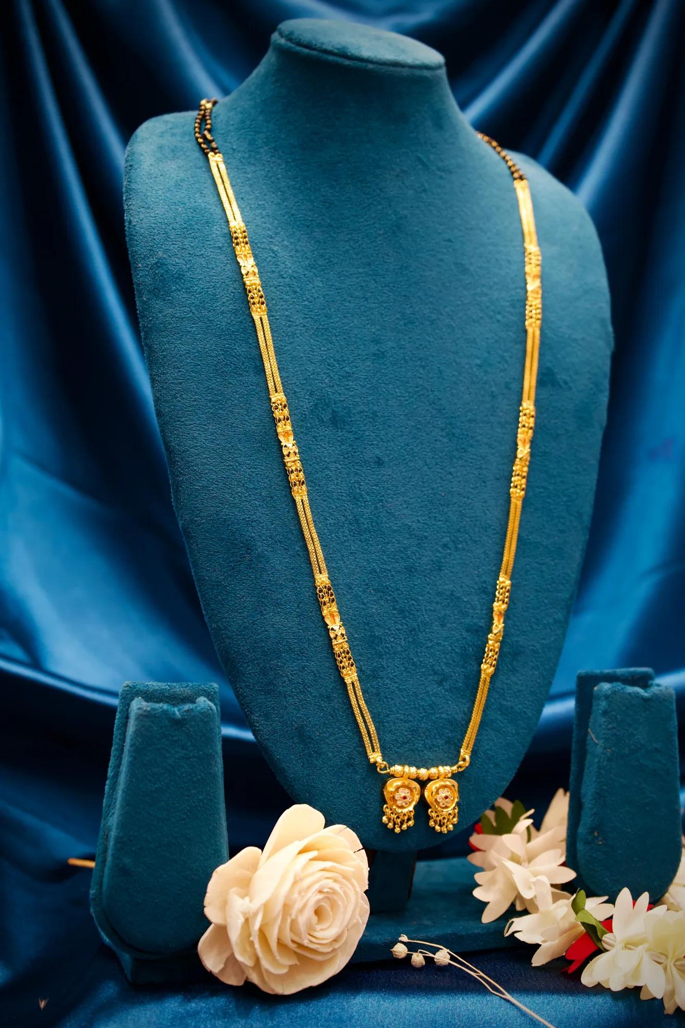 Elegant Twin Floral Pendant Gold-Tone Mangalsutra Necklace