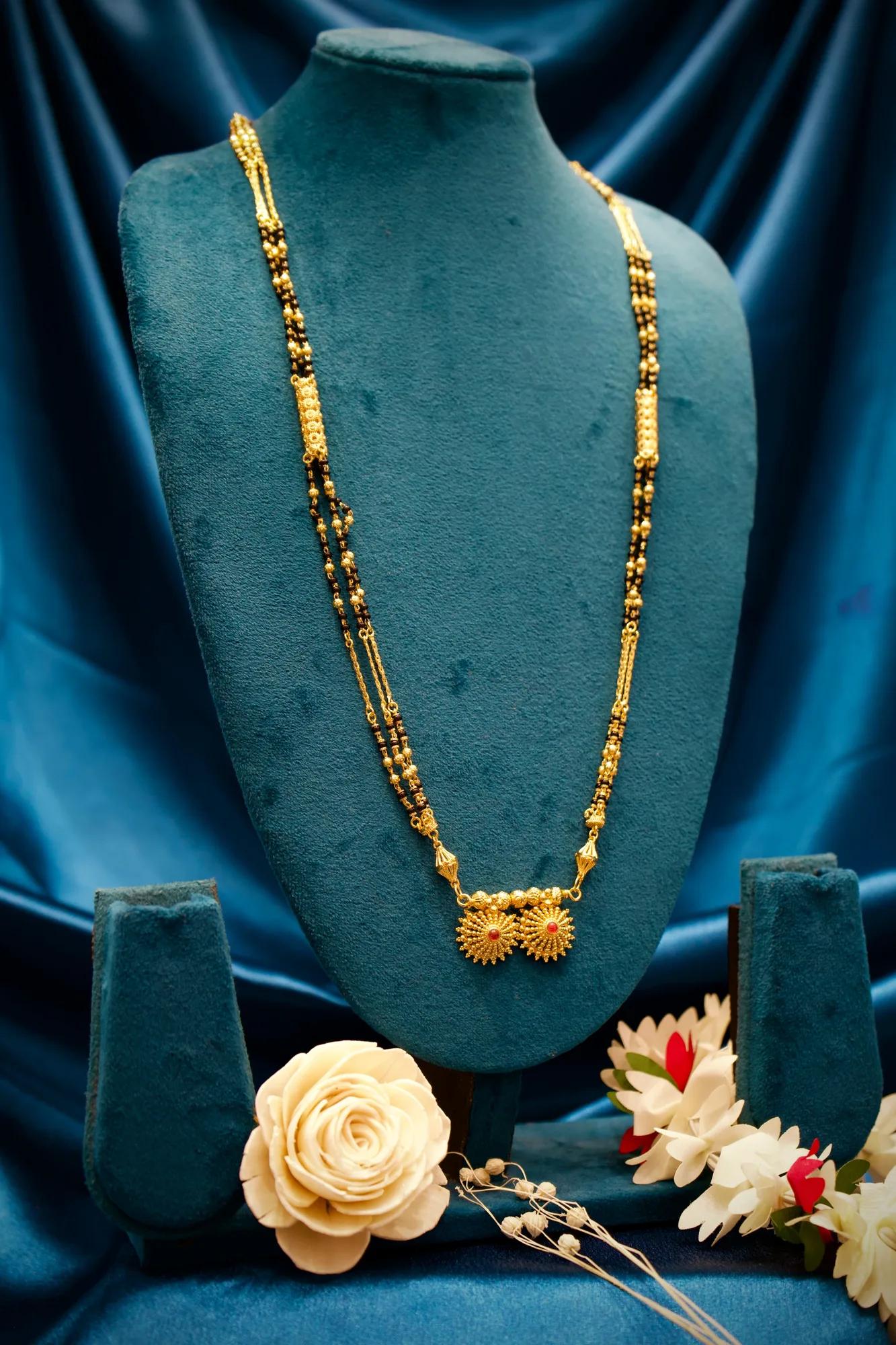 Dual Sunflower Pendant Traditional Black Bead Mangalsutra
