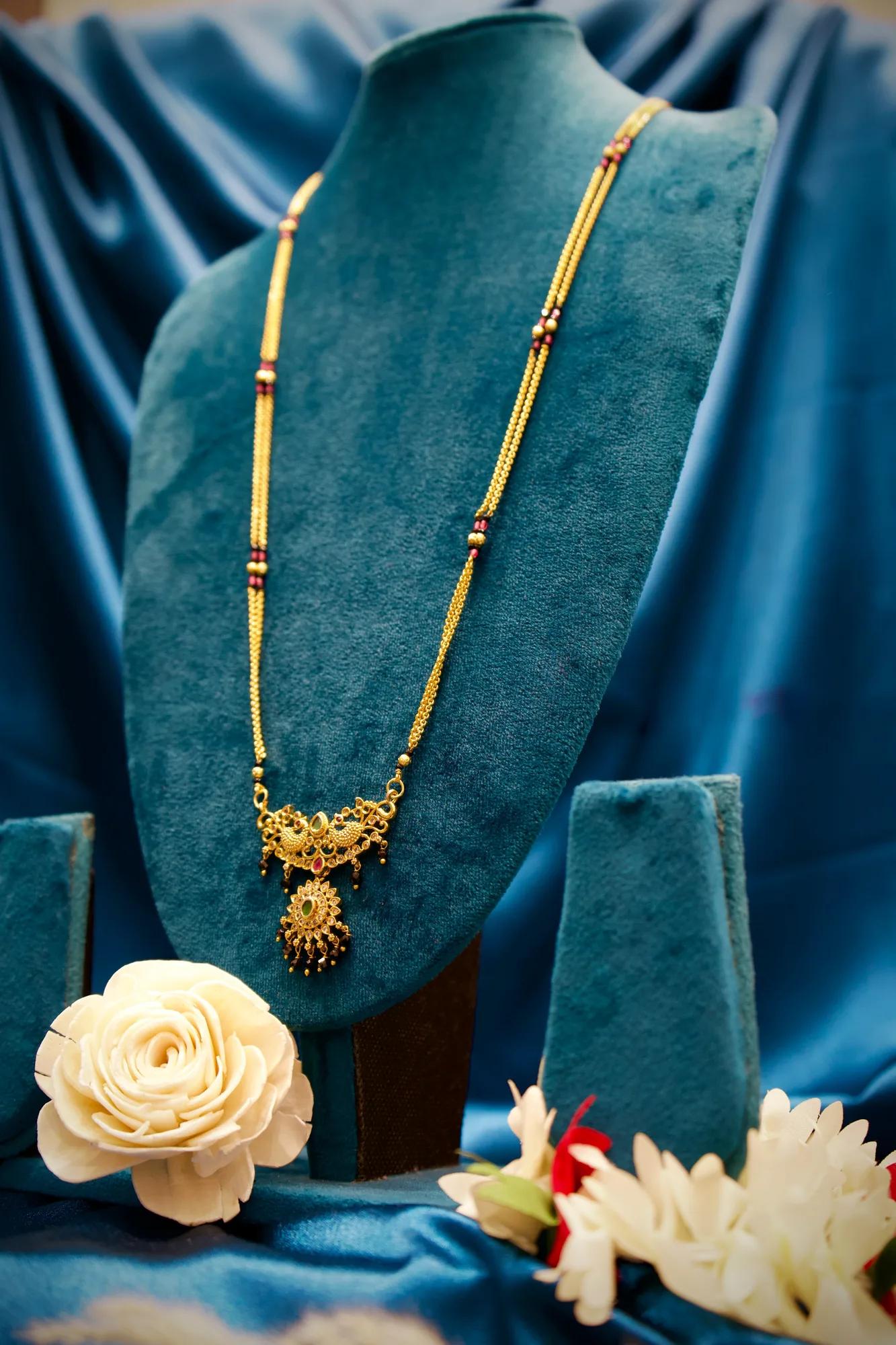 Royal Peacock Motif Mangalsutra with Green Stone Pendant — Image 3