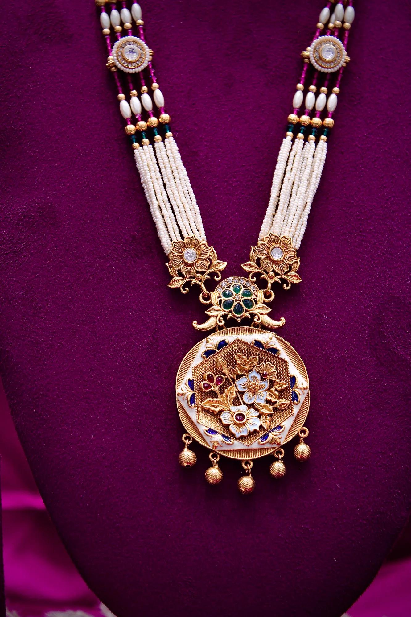 Royal Floral Pearl Mala Pendant Set with Matching Earrings — Image 4