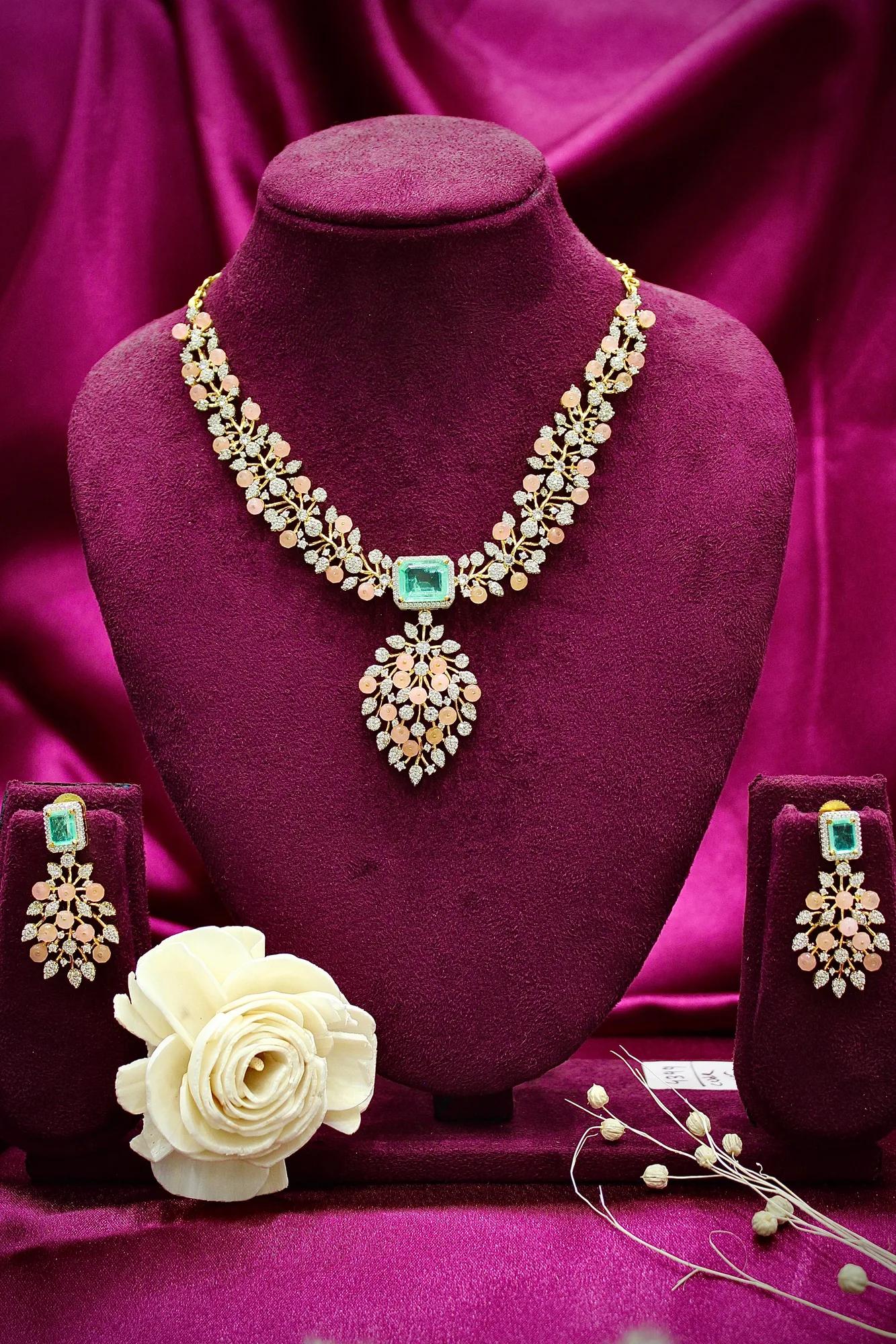 Elegant Emerald Center Floral American Diamond Necklace Set
