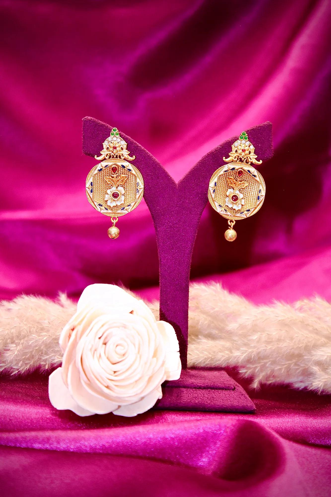 Royal Floral Pearl Mala Pendant Set with Matching Earrings — Image 5
