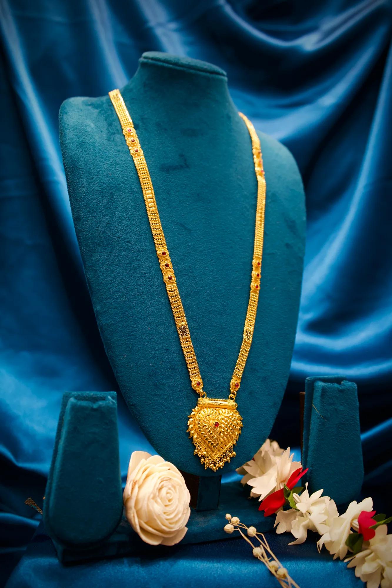 Antique Gold Finish Long Haram Mangalsutra with Heart-Shaped Pendant