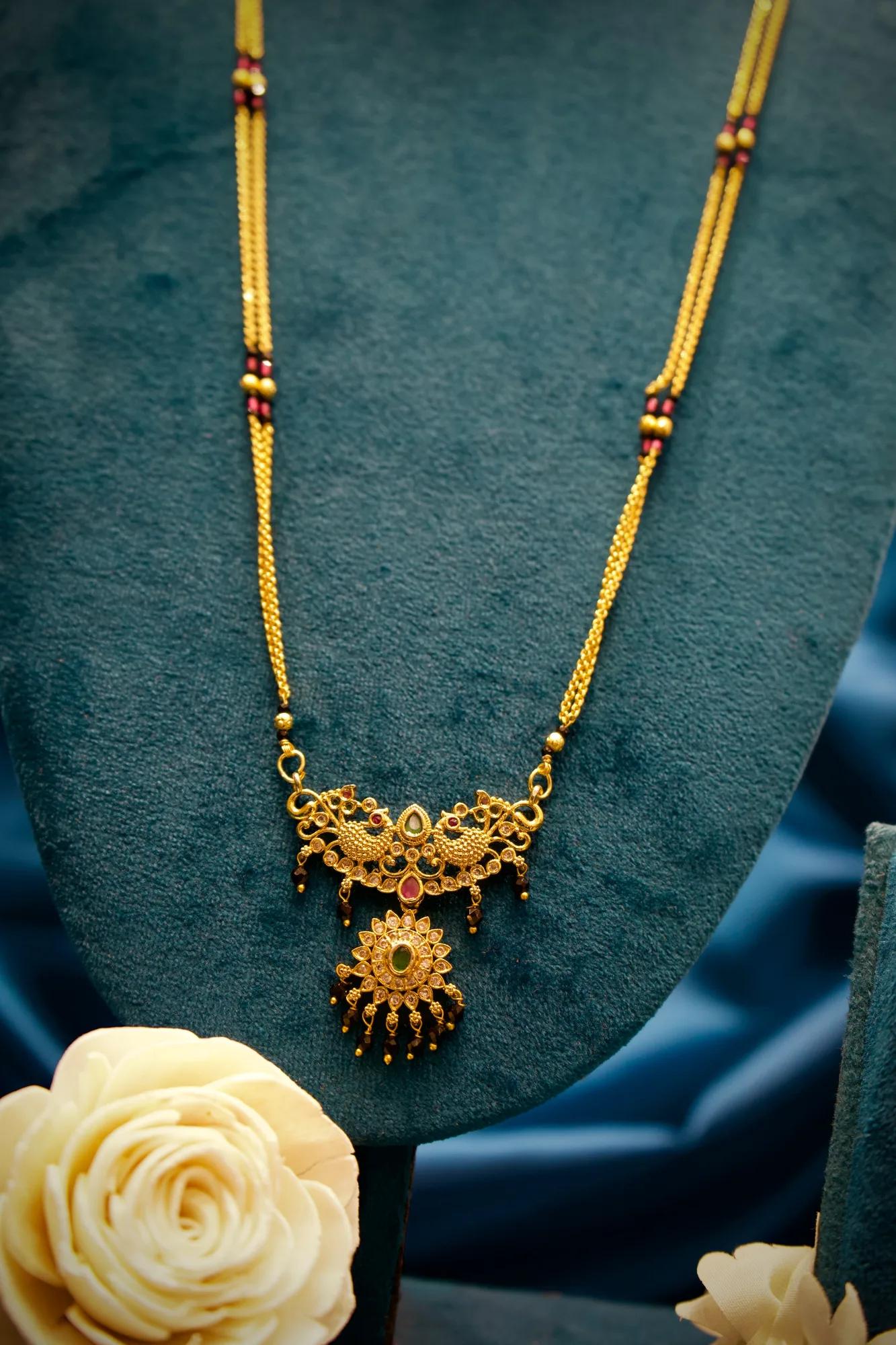 Royal Peacock Motif Mangalsutra with Green Stone Pendant — Image 4