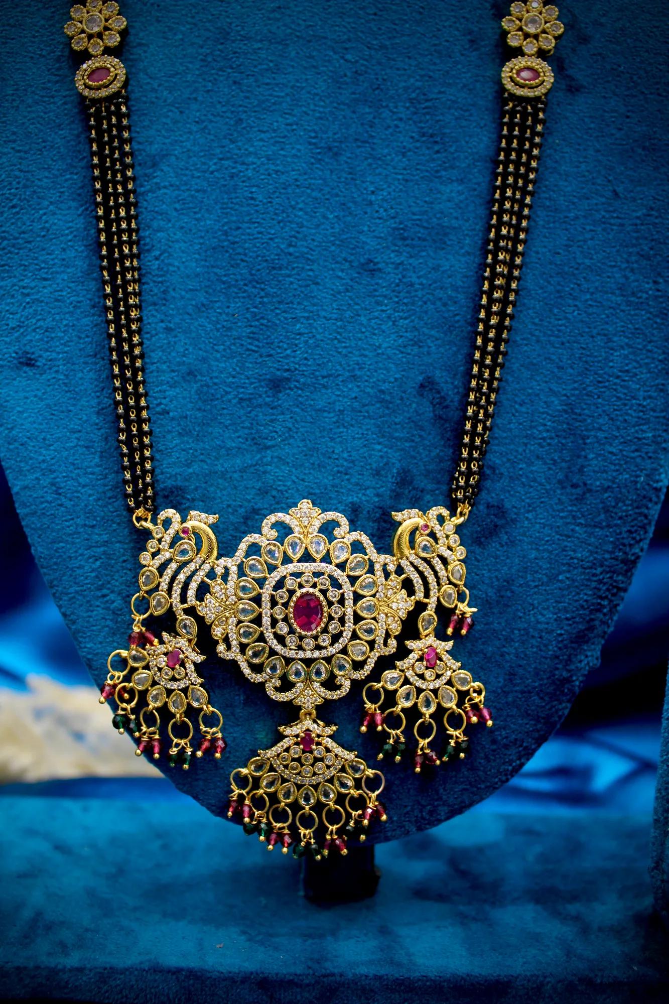 Victorian Floral Mangalsutra Necklace Set — Image 4