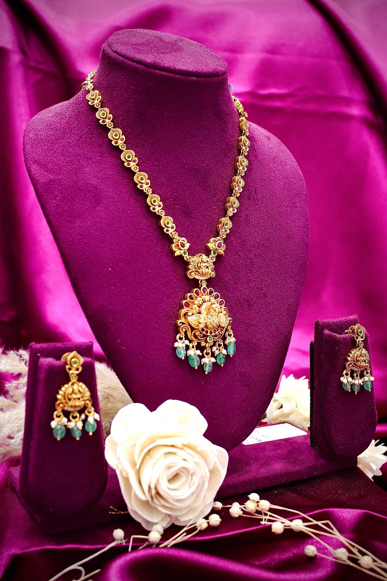 Traditional Lakshmi Temple Pendant Necklace Set with Emerald Bead Drops