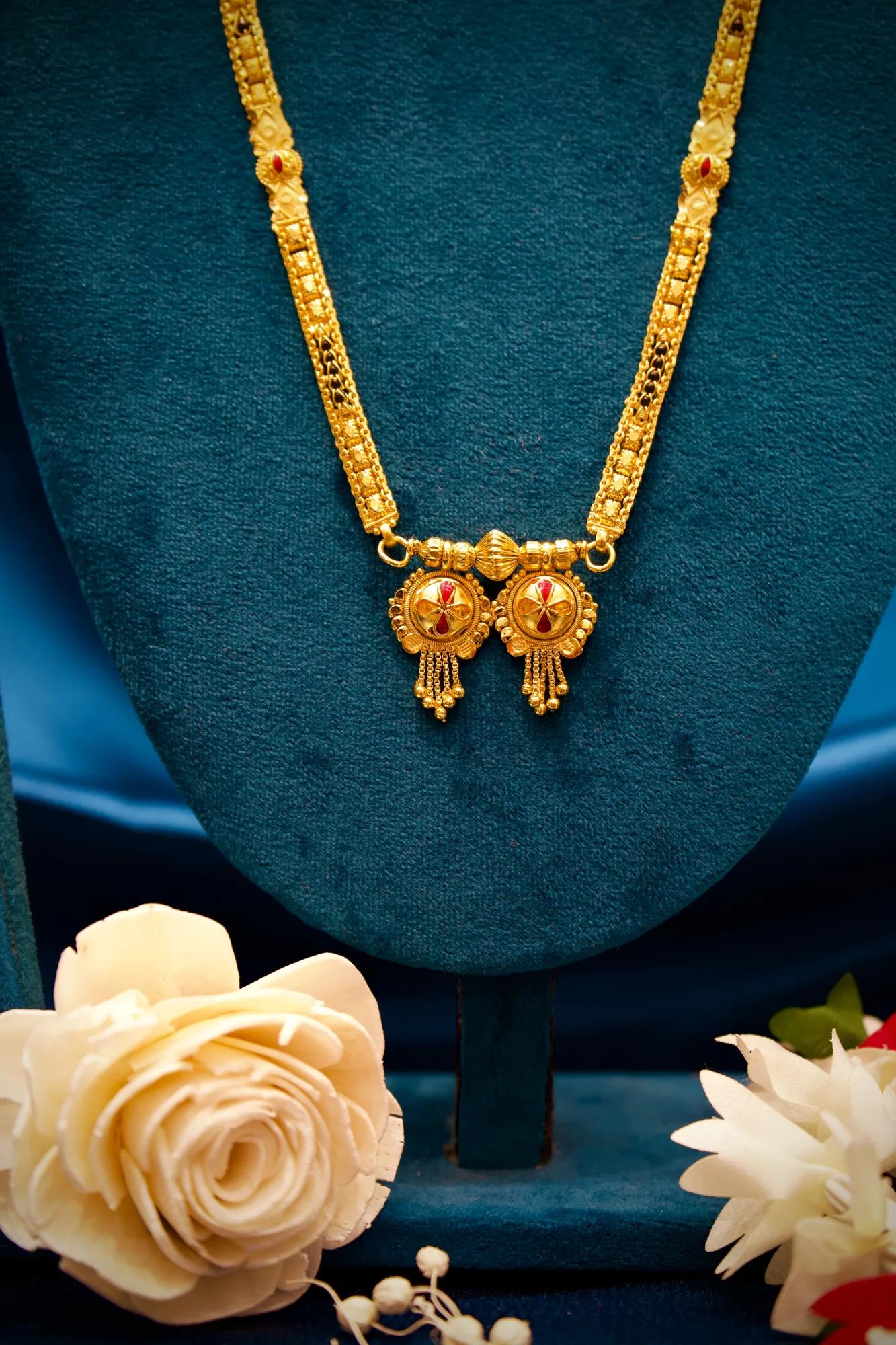 Traditional Twin Floral Pendant Gold-Tone Mangalsutra Necklace