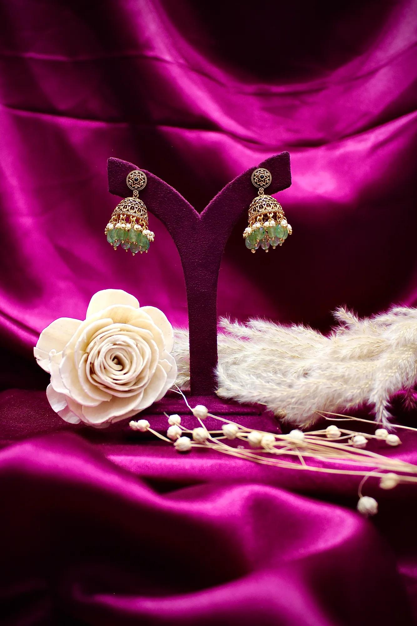 Dual Layer Antique Emerald Pendant Haram Set — Image 5