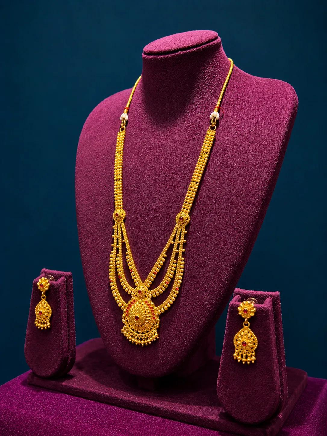 Royal Layered Gold Long Ranihaar Set — Image 3