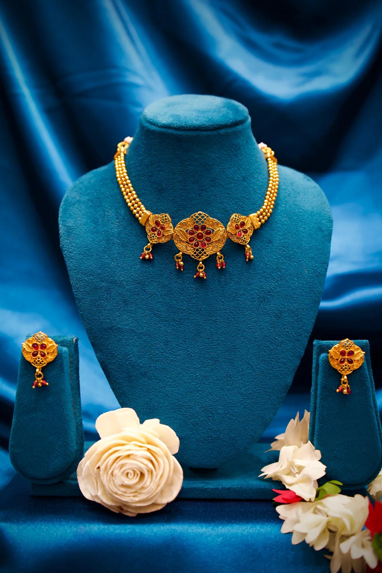 Antique Floral Ruby Stone Choker Necklace Set