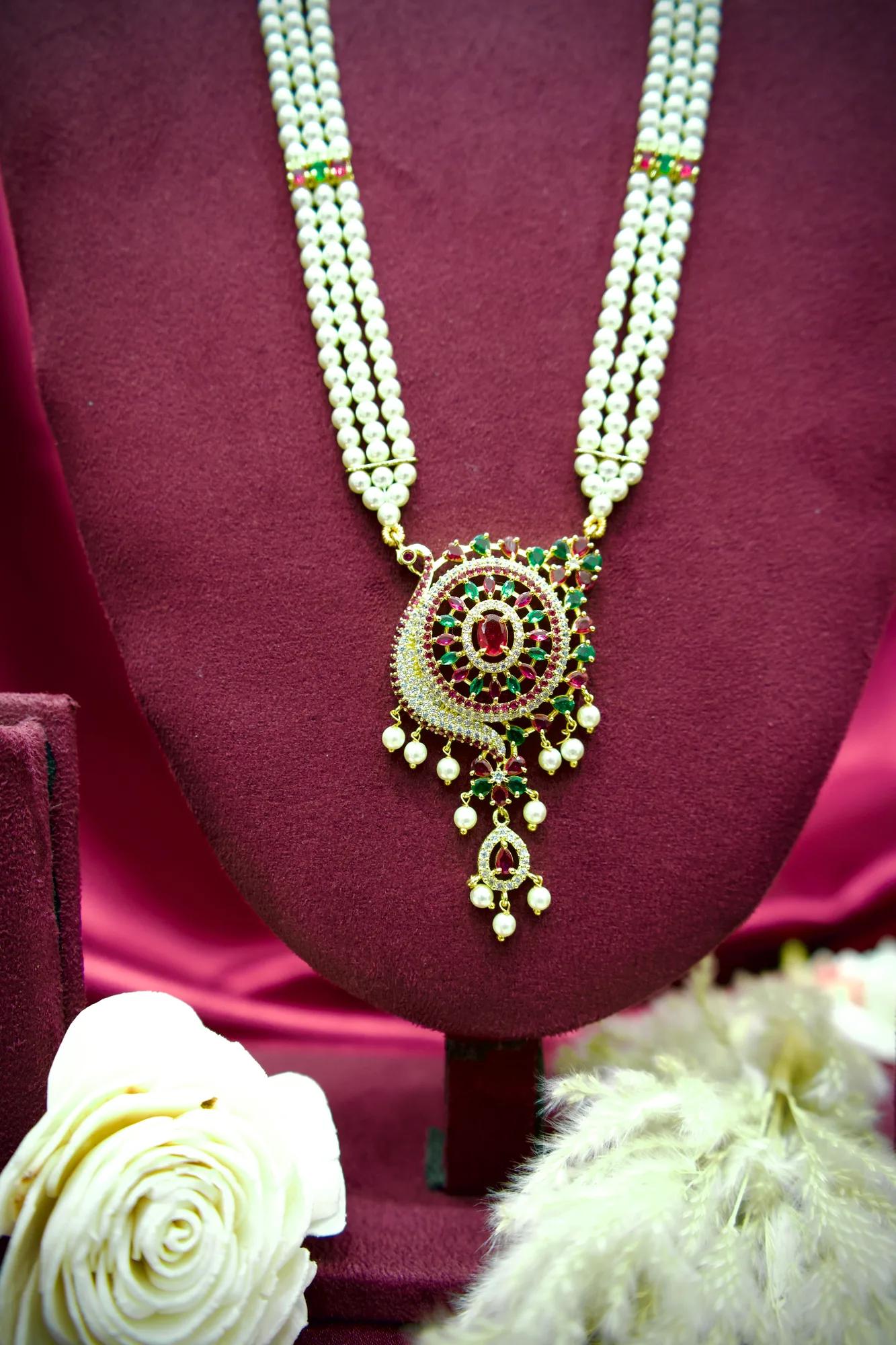 Royal Peacock Pearl Pendant Necklace Set