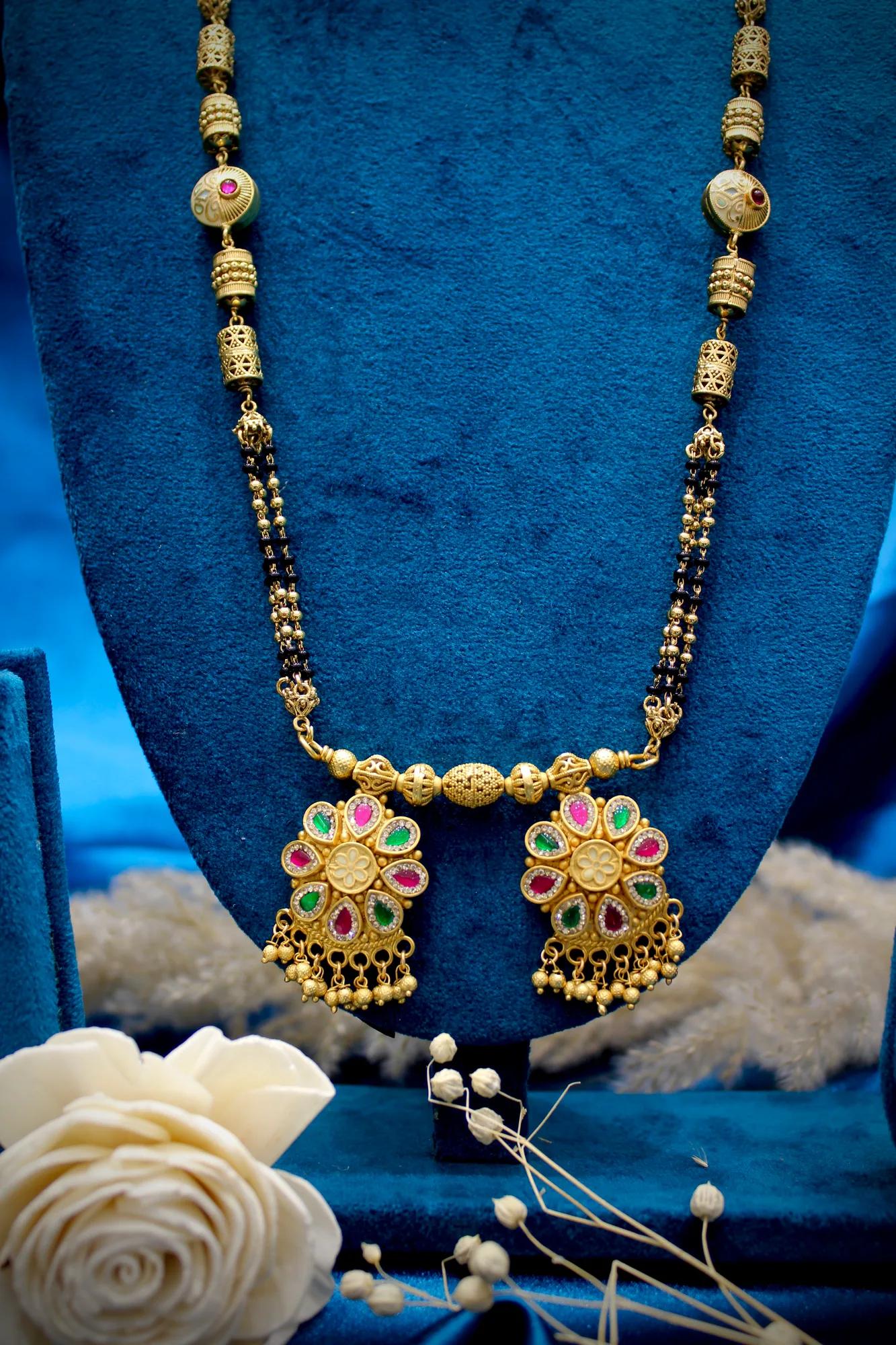 Floral Ruby & Emerald Traditional Mangalsutra Necklace Set — Image 4
