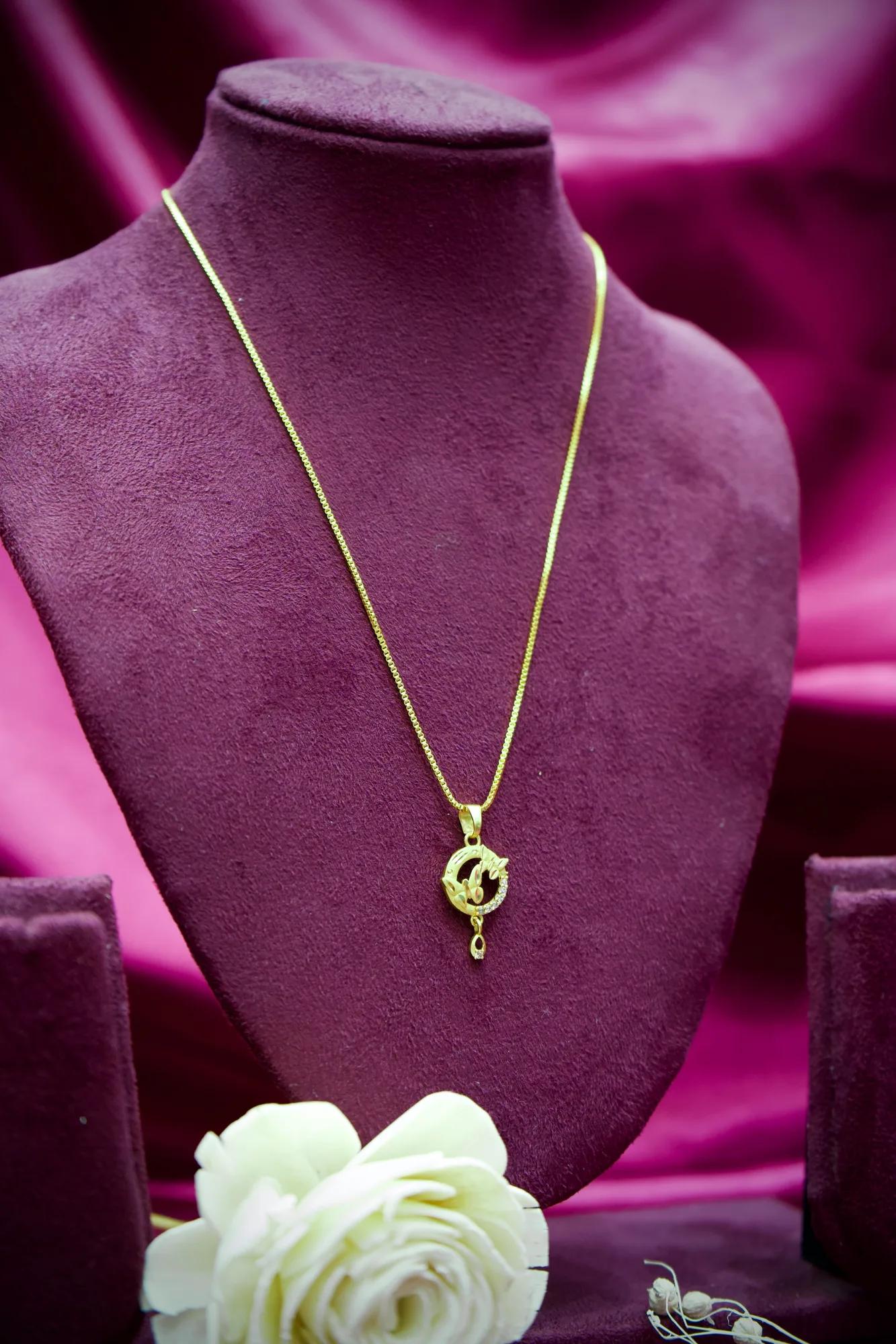 Elegant Floral Halo Gold Pendant Necklace