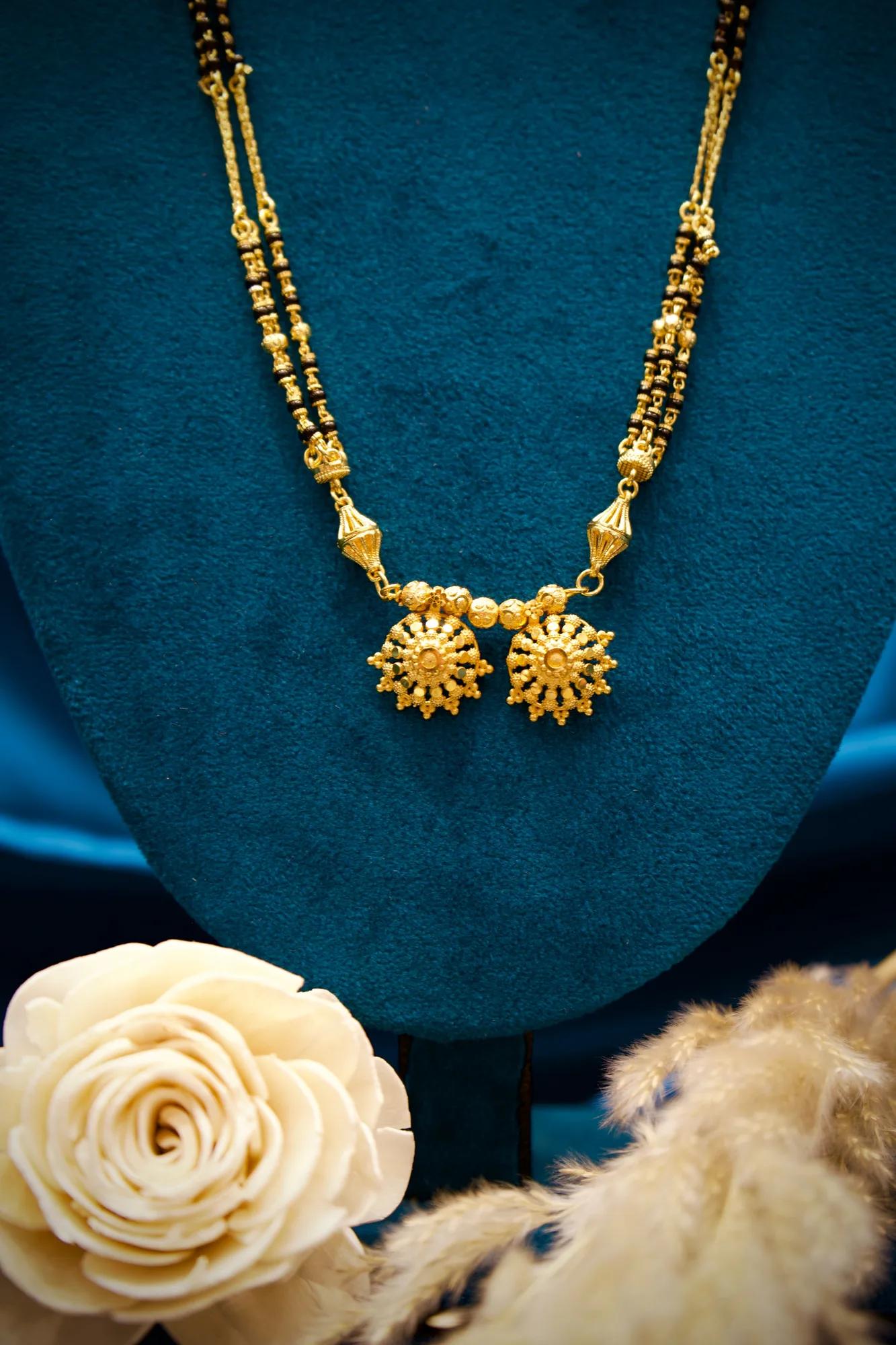 Traditional Twin Motif Black Bead Mangalsutra