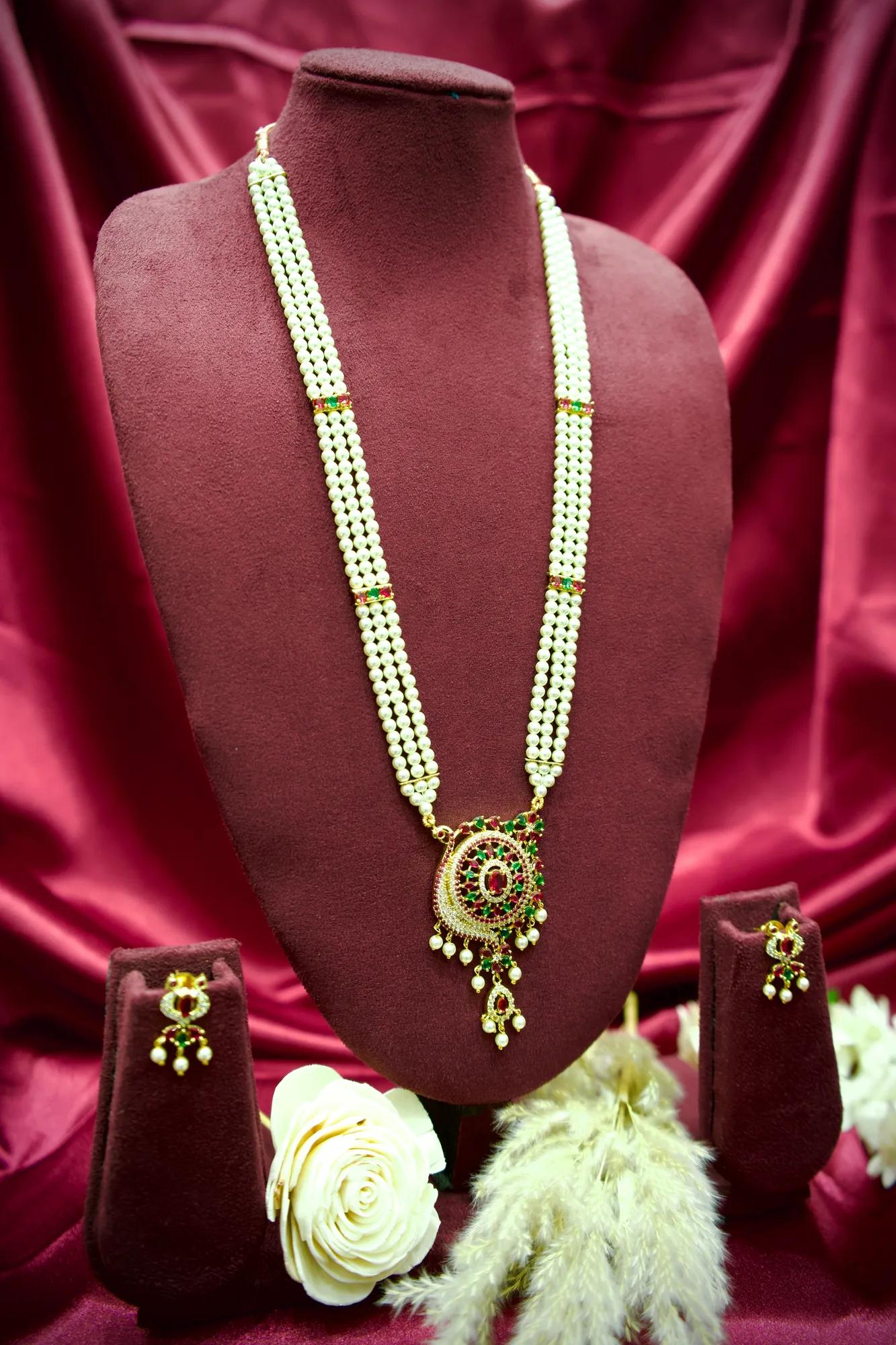 Royal Peacock Pearl Pendant Necklace Set