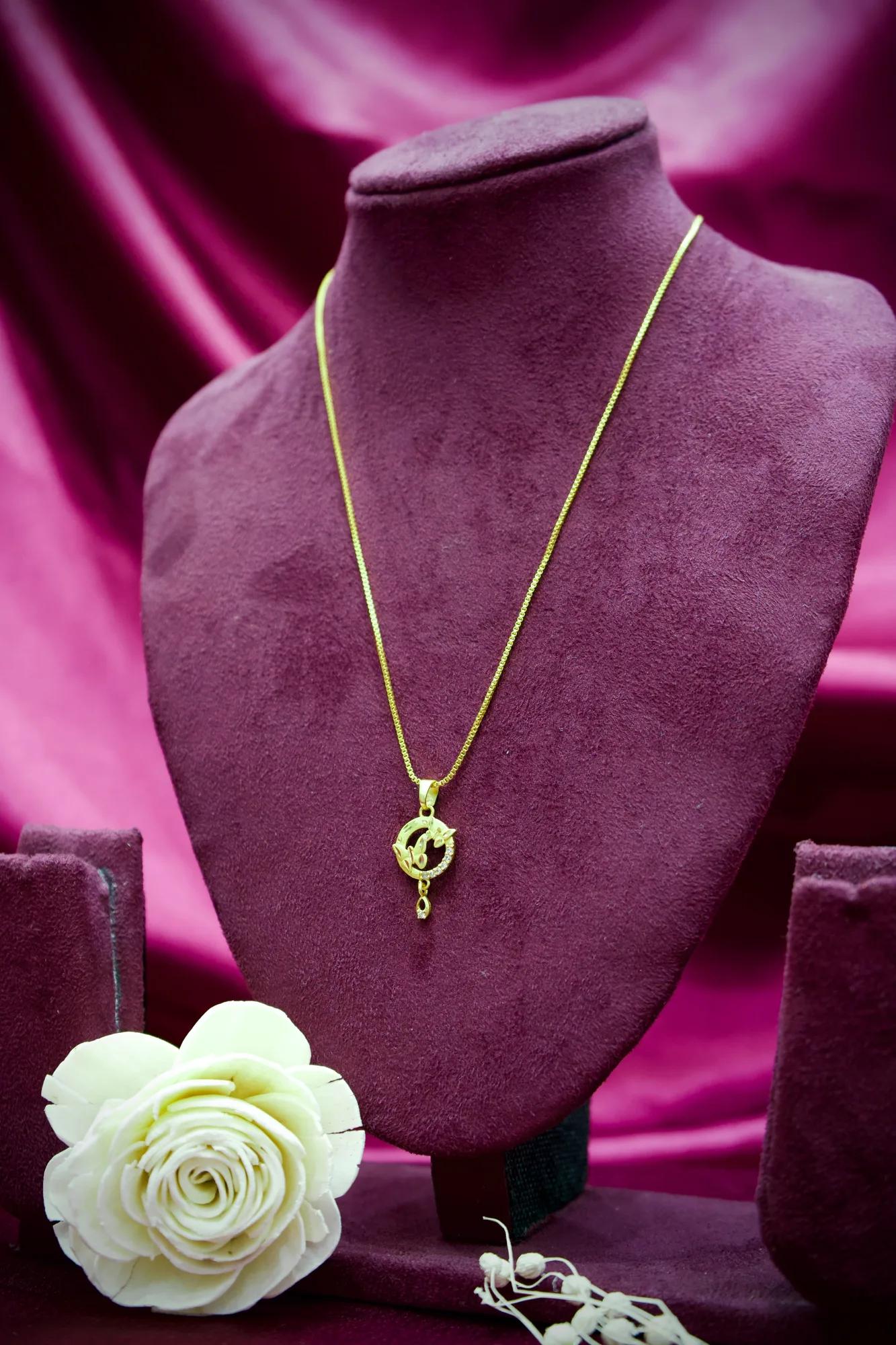 Elegant Floral Halo Gold Pendant Necklace