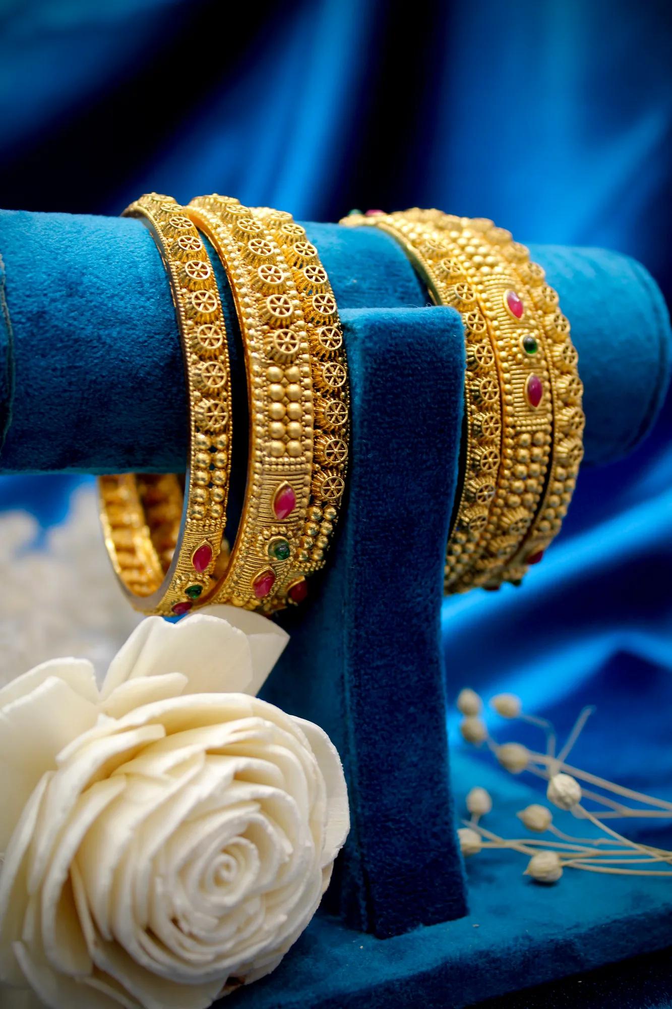 Ruby & Emerald Antique Gold Traditional Bangles Set — Image 2
