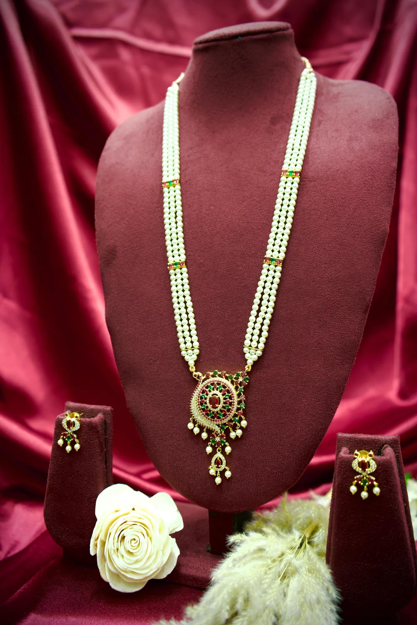 Royal Peacock Pearl Pendant Necklace Set