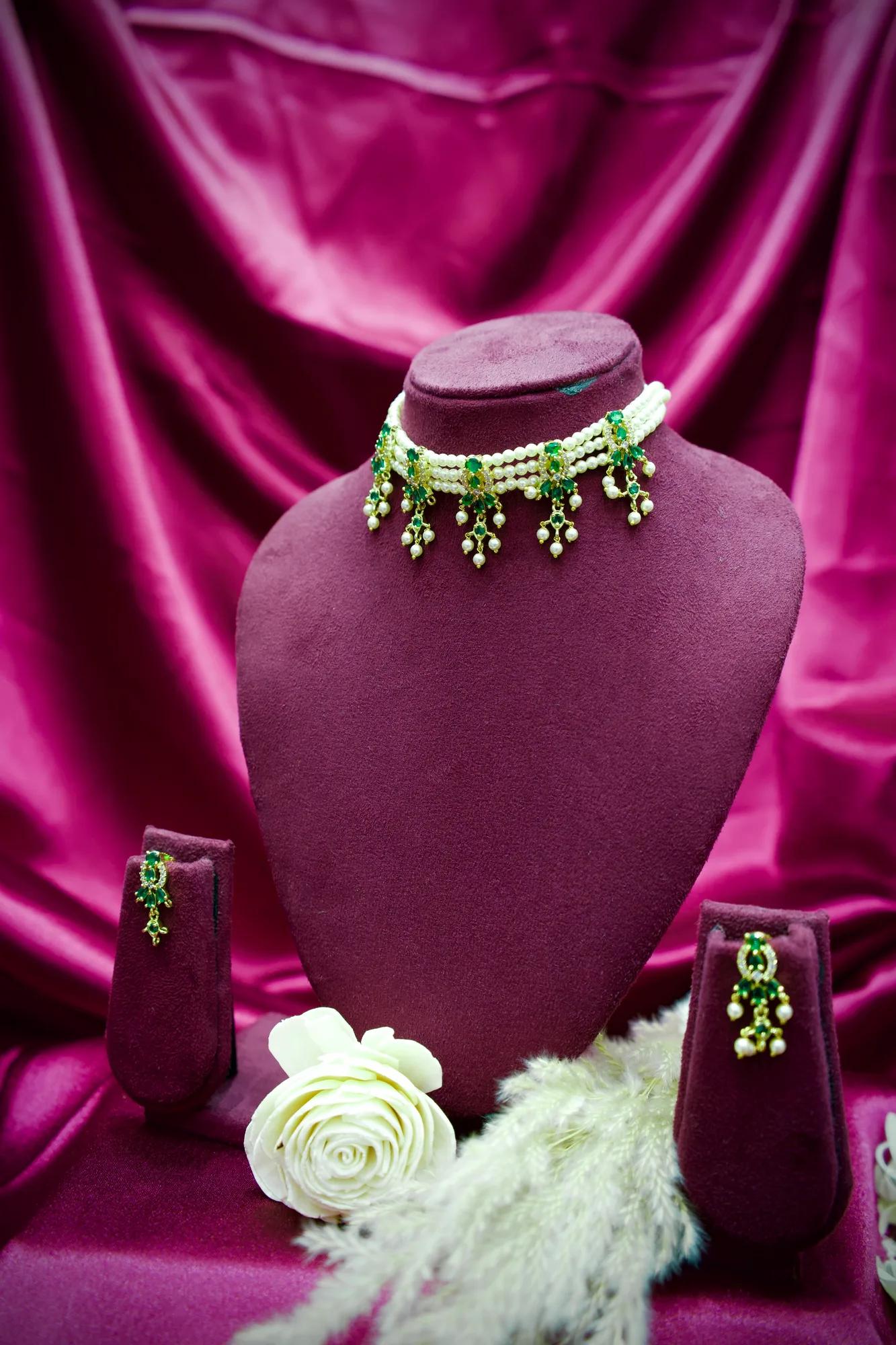 Emerald Pearl Floral Choker Necklace Set