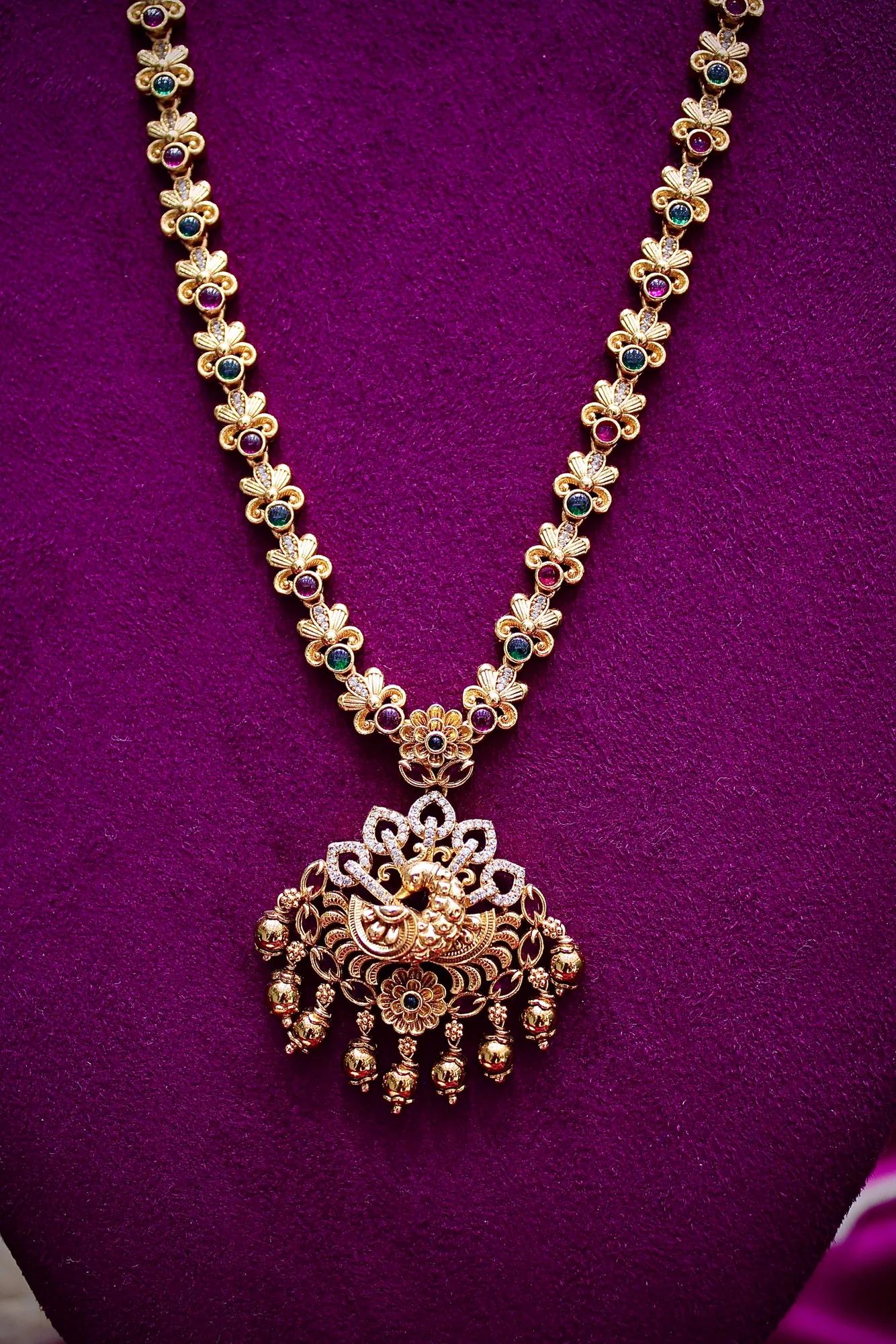 Antique Peacock Pendant Necklace Set