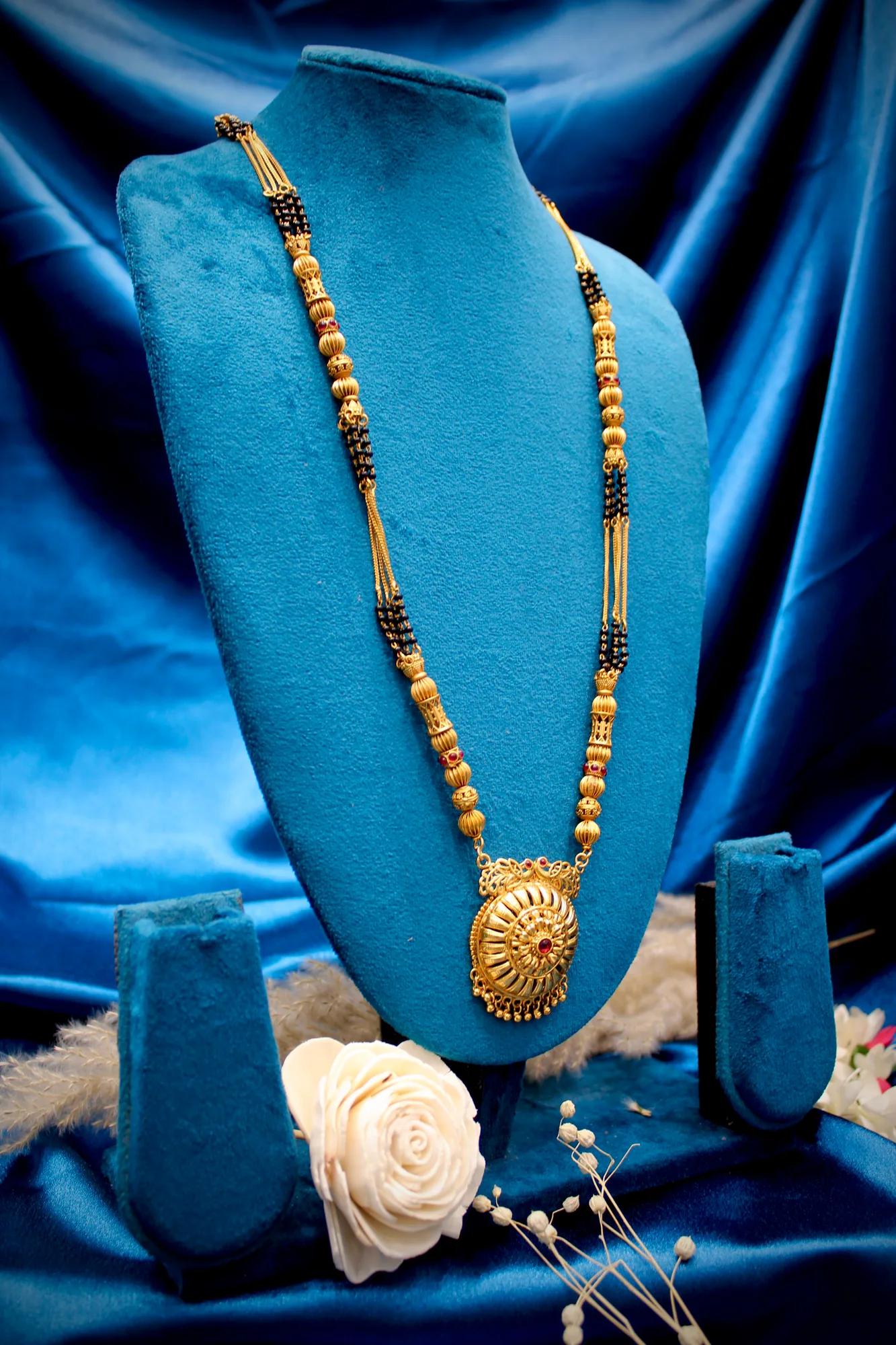 Sunburst Antique Mangalsutra with Circular Heritage Pendant