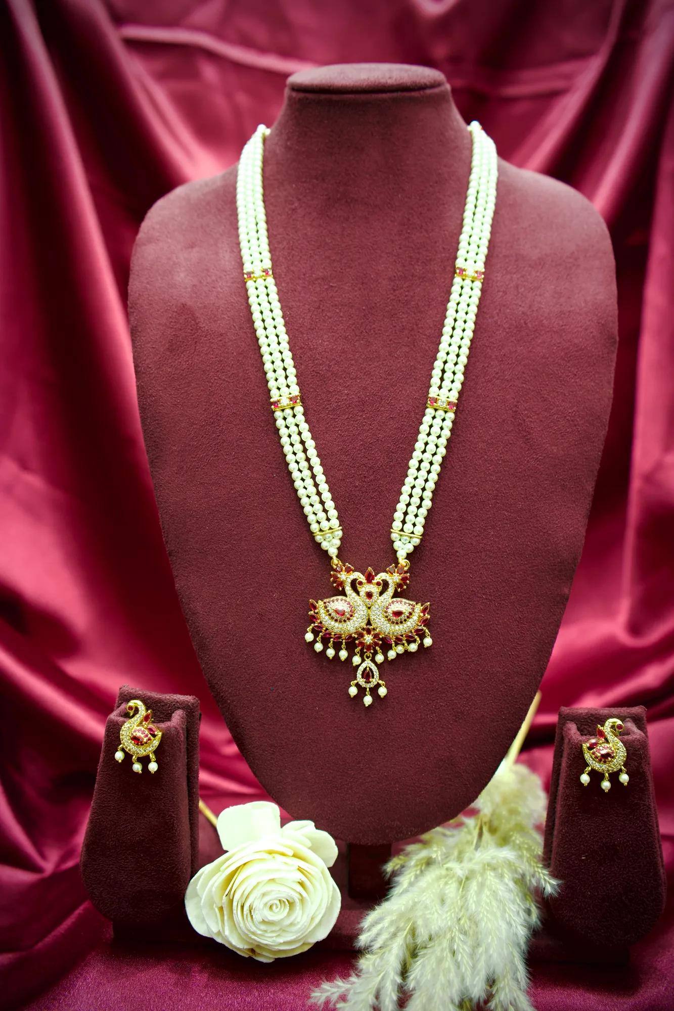 Royal Twin Peacock Pearl Necklace Set
