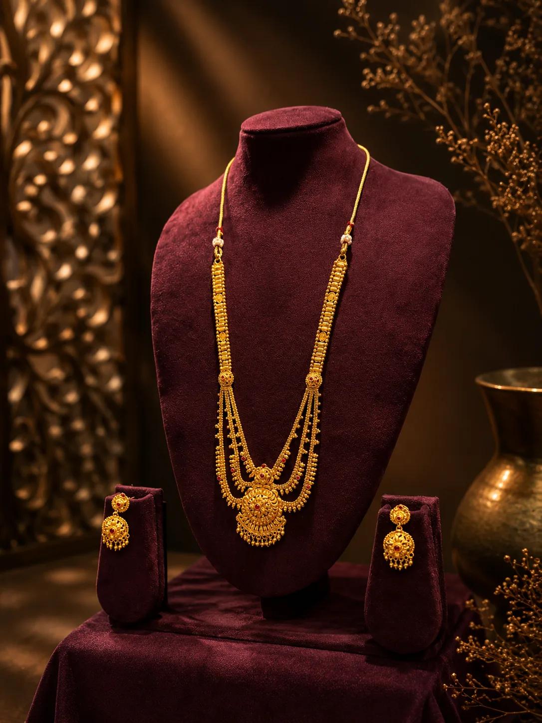Royal Heritage Gold Long Ranihaar Set