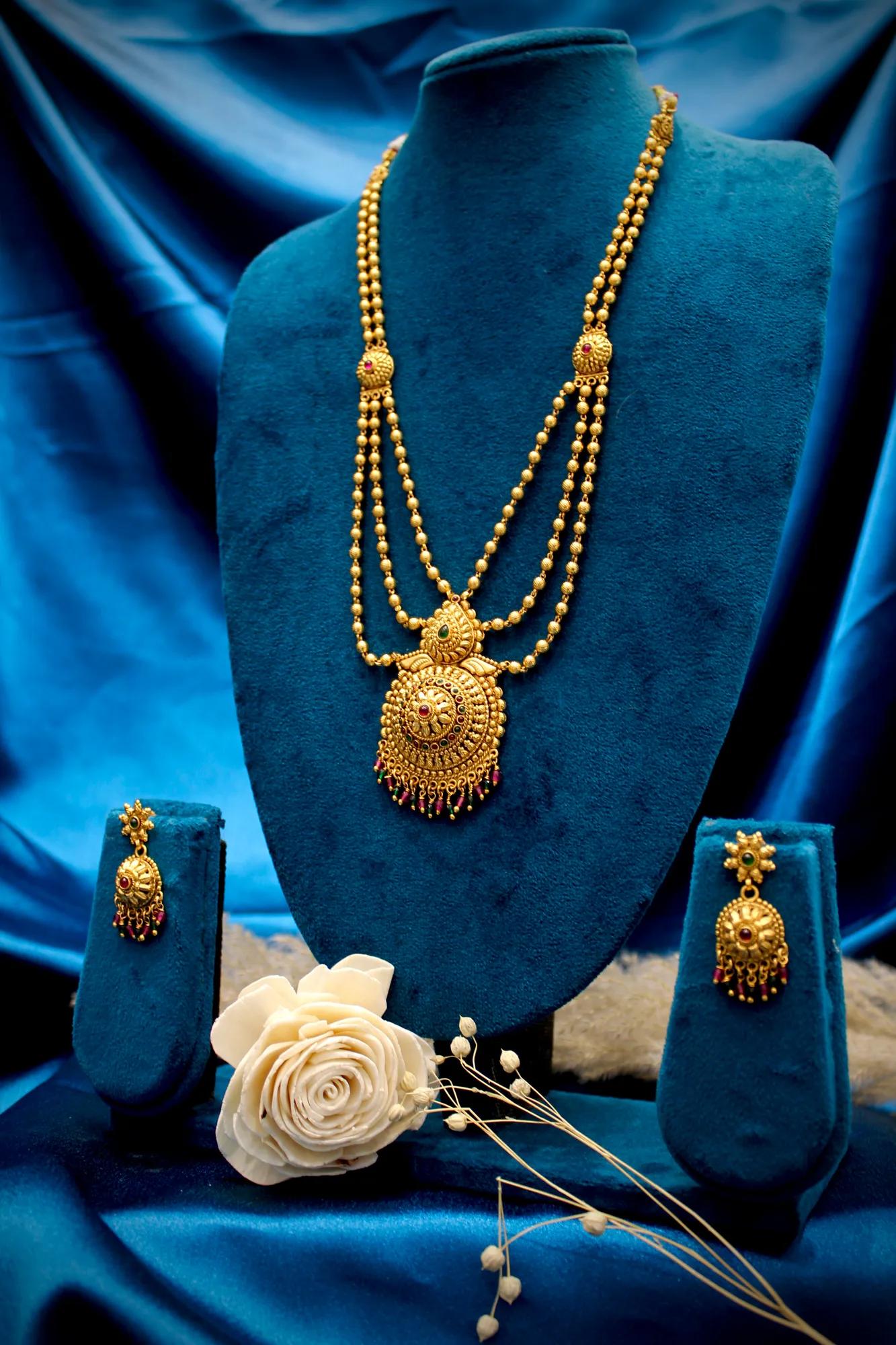 Royal Antique Layered Temple Pendant Necklace Set