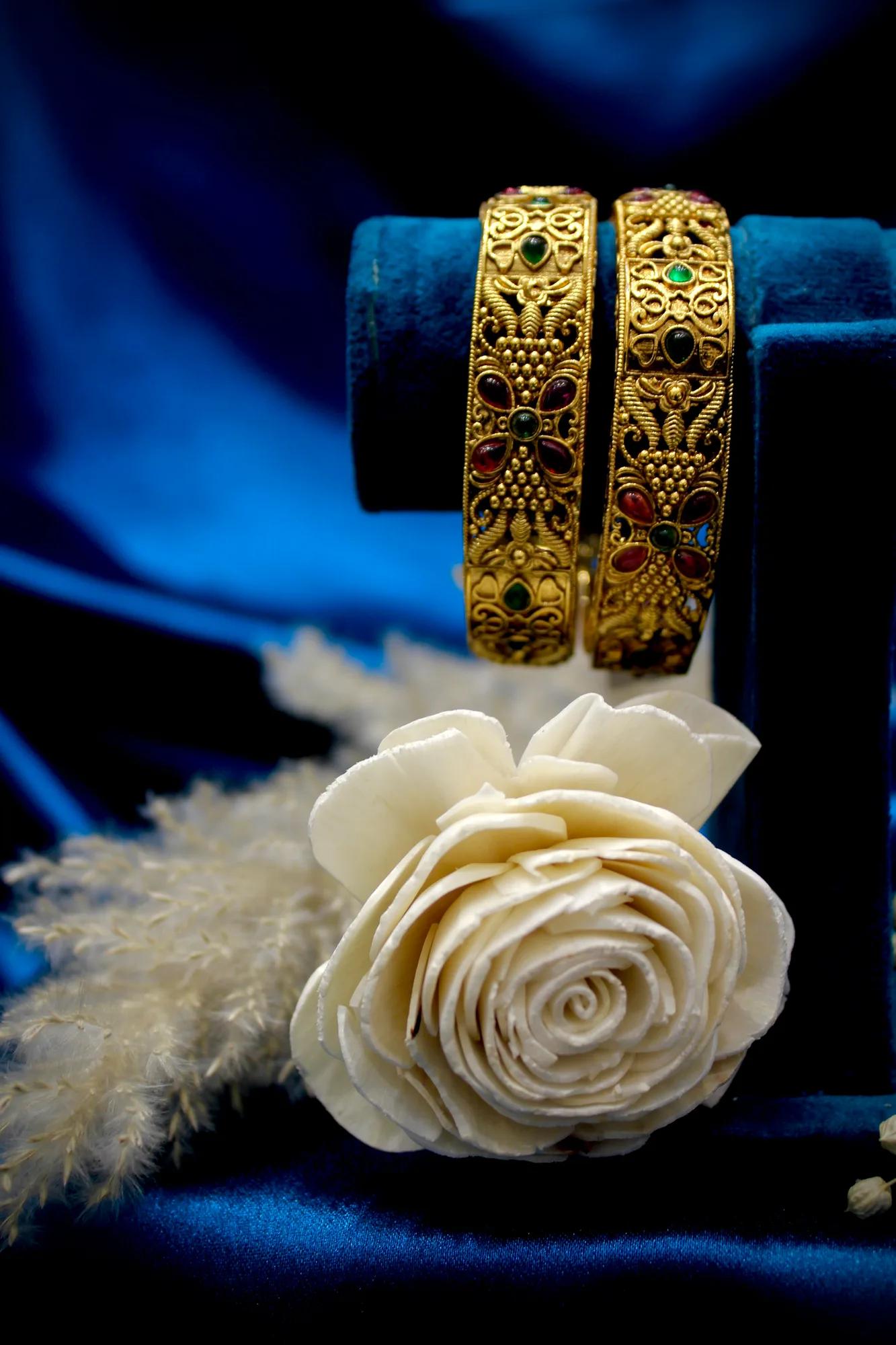 Floral Ruby & Emerald Antique Gold Bangles Set