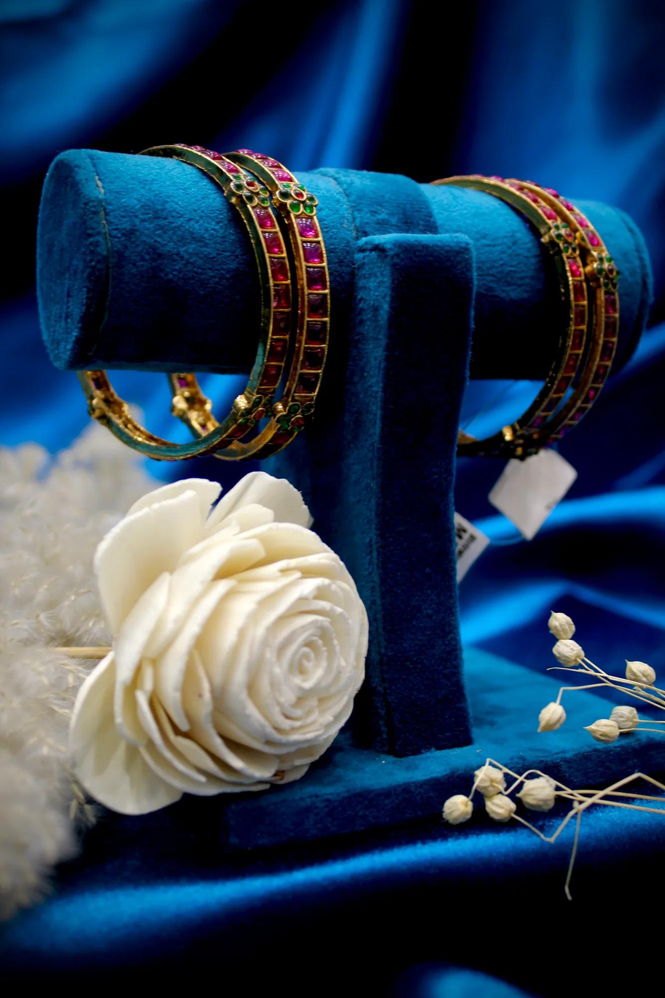 Ruby Green Floral Antique Stone Bangles Set