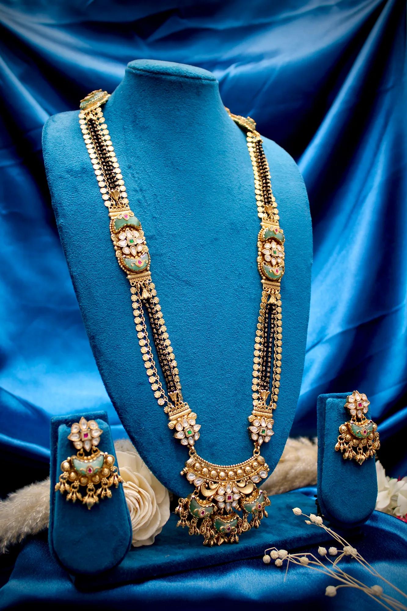 Antique Mint Green Kundan Mangalsutra Set with Earrings