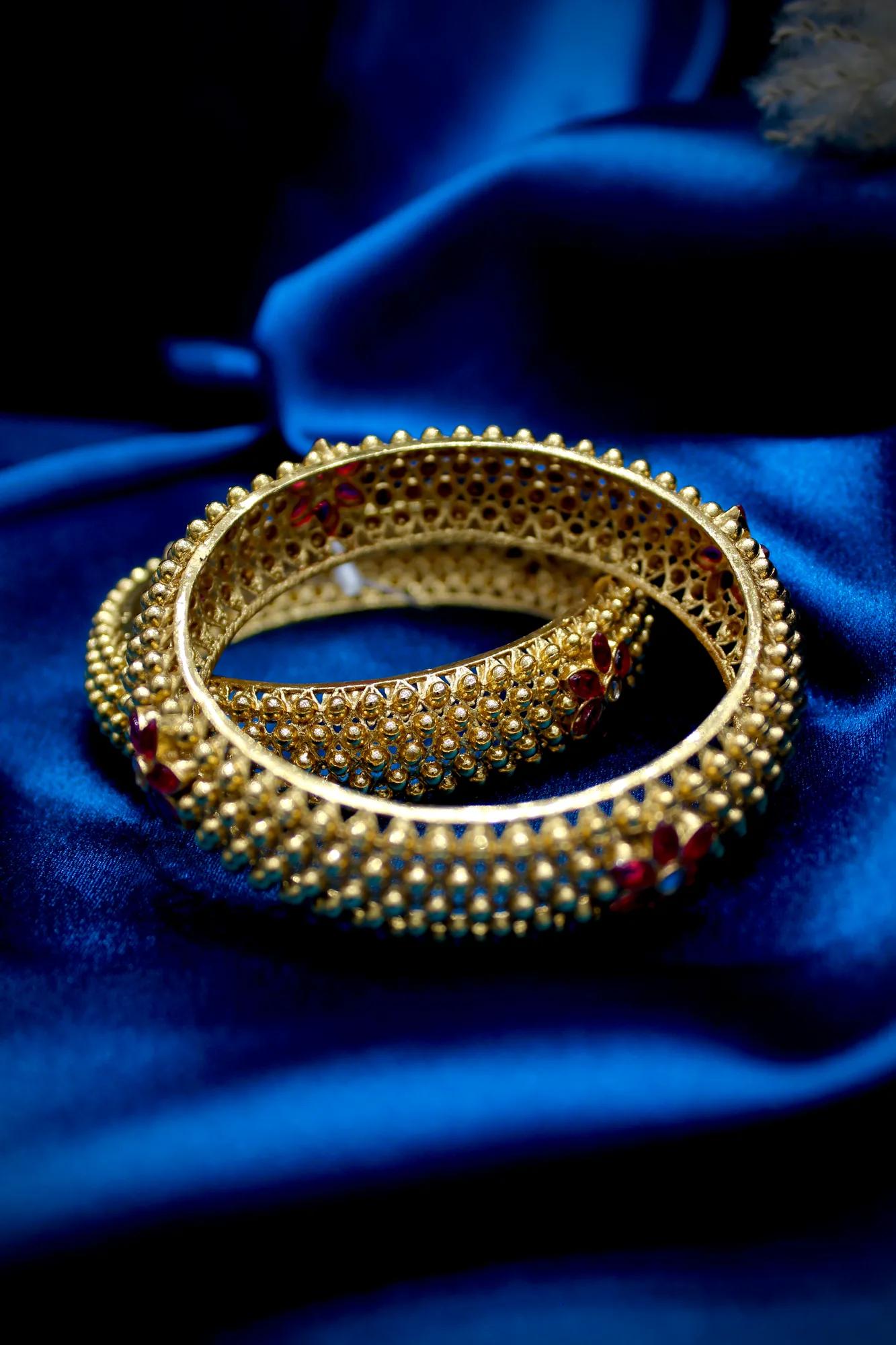 Antique Floral Mesh Ruby Stone Bangles Set