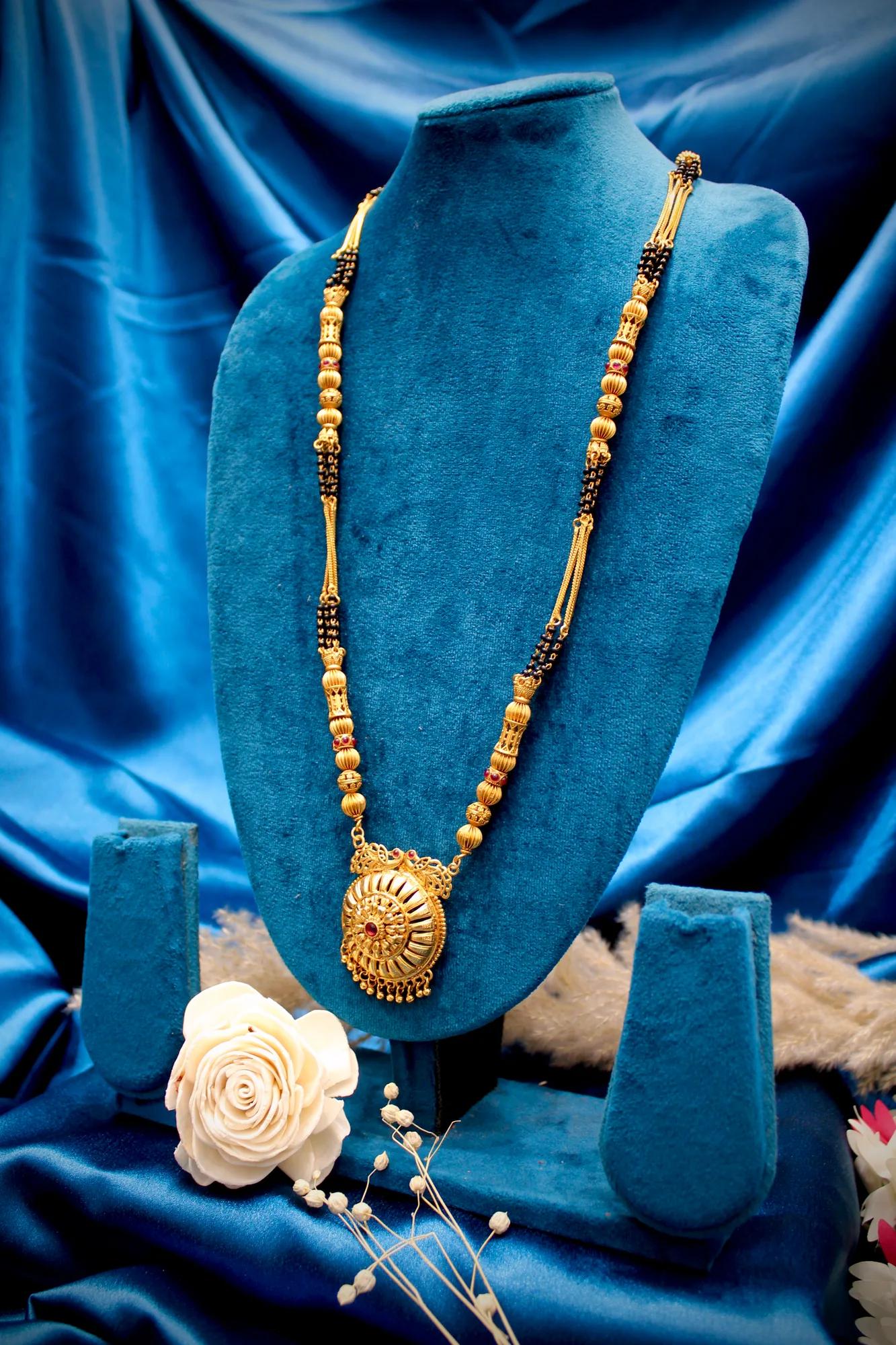 Sunburst Antique Mangalsutra with Circular Heritage Pendant
