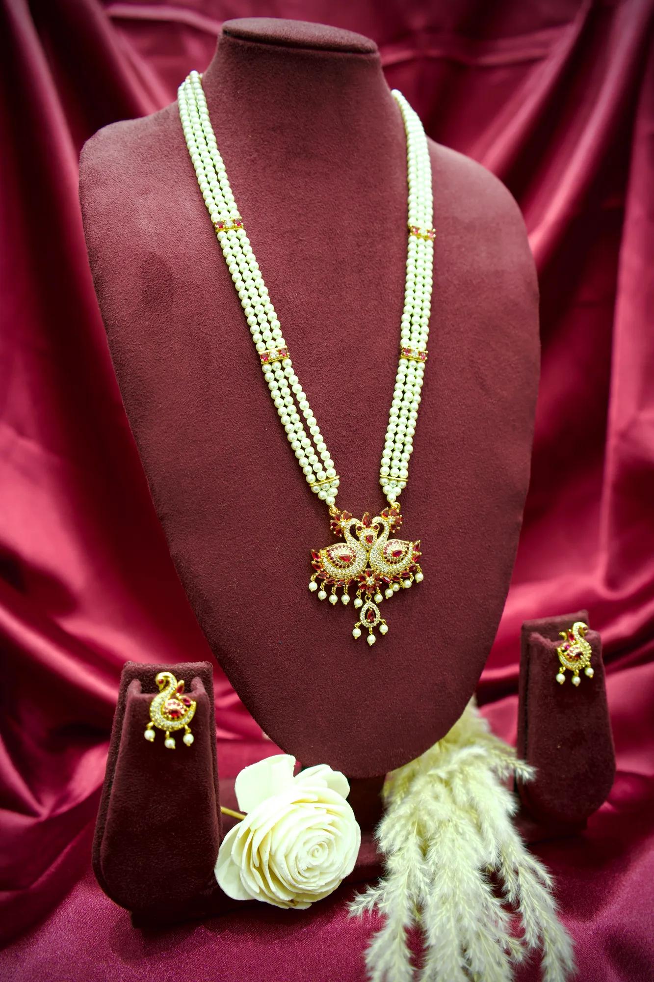Royal Twin Peacock Pearl Necklace Set