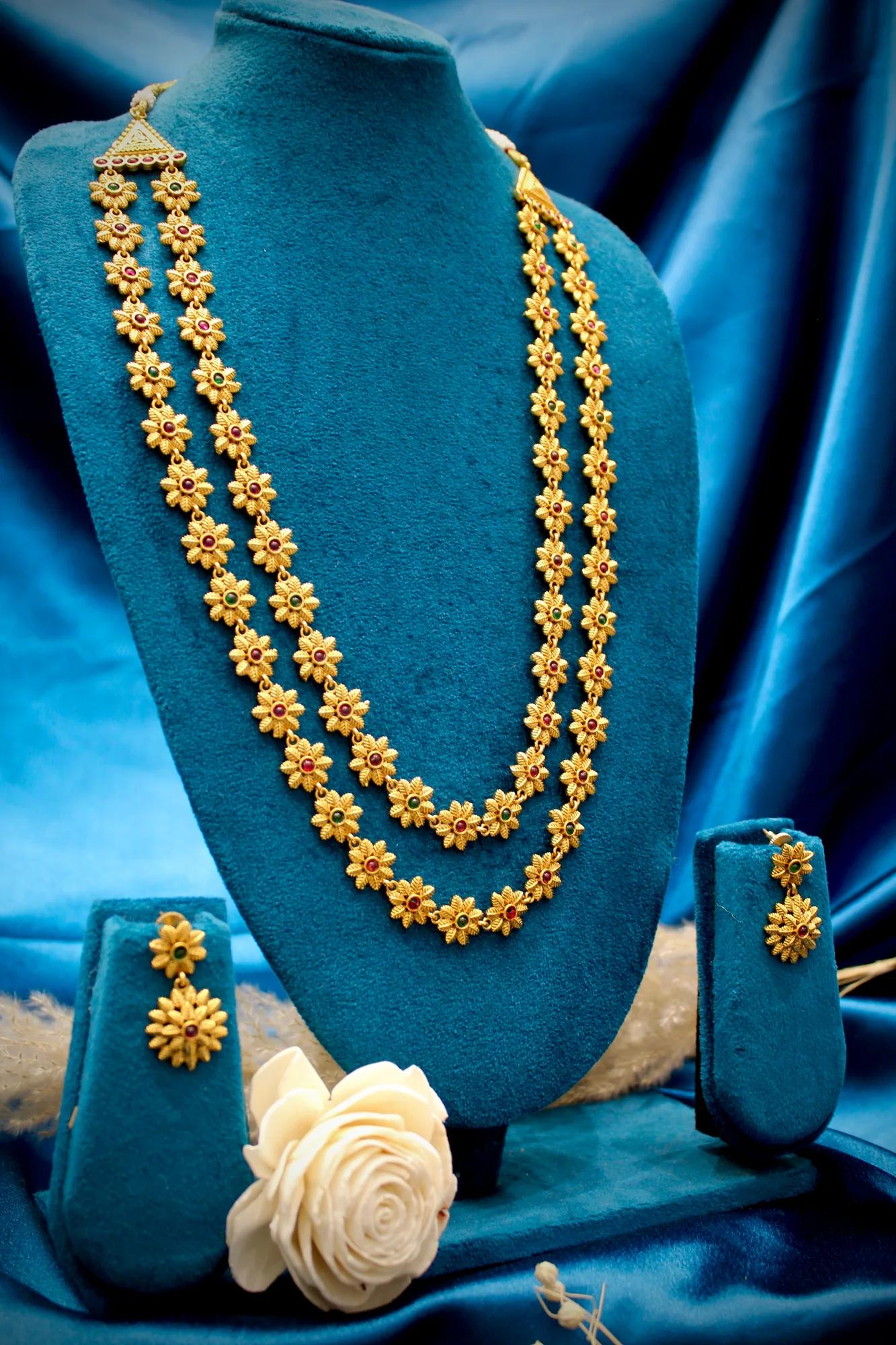 Traditional Floral Gold-Tone Necklace Set