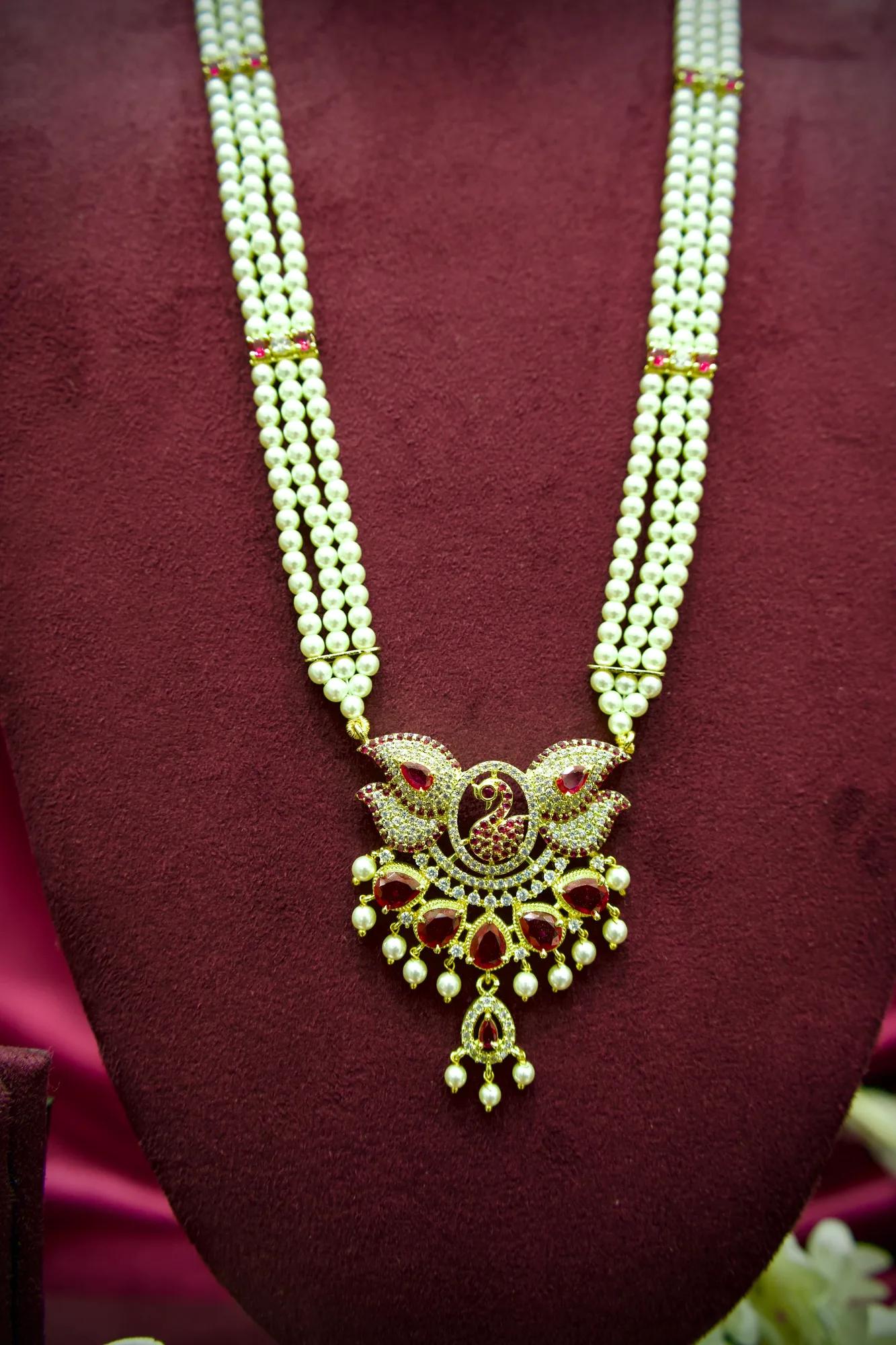 Royal Peacock Pearl Pendant Necklace Set