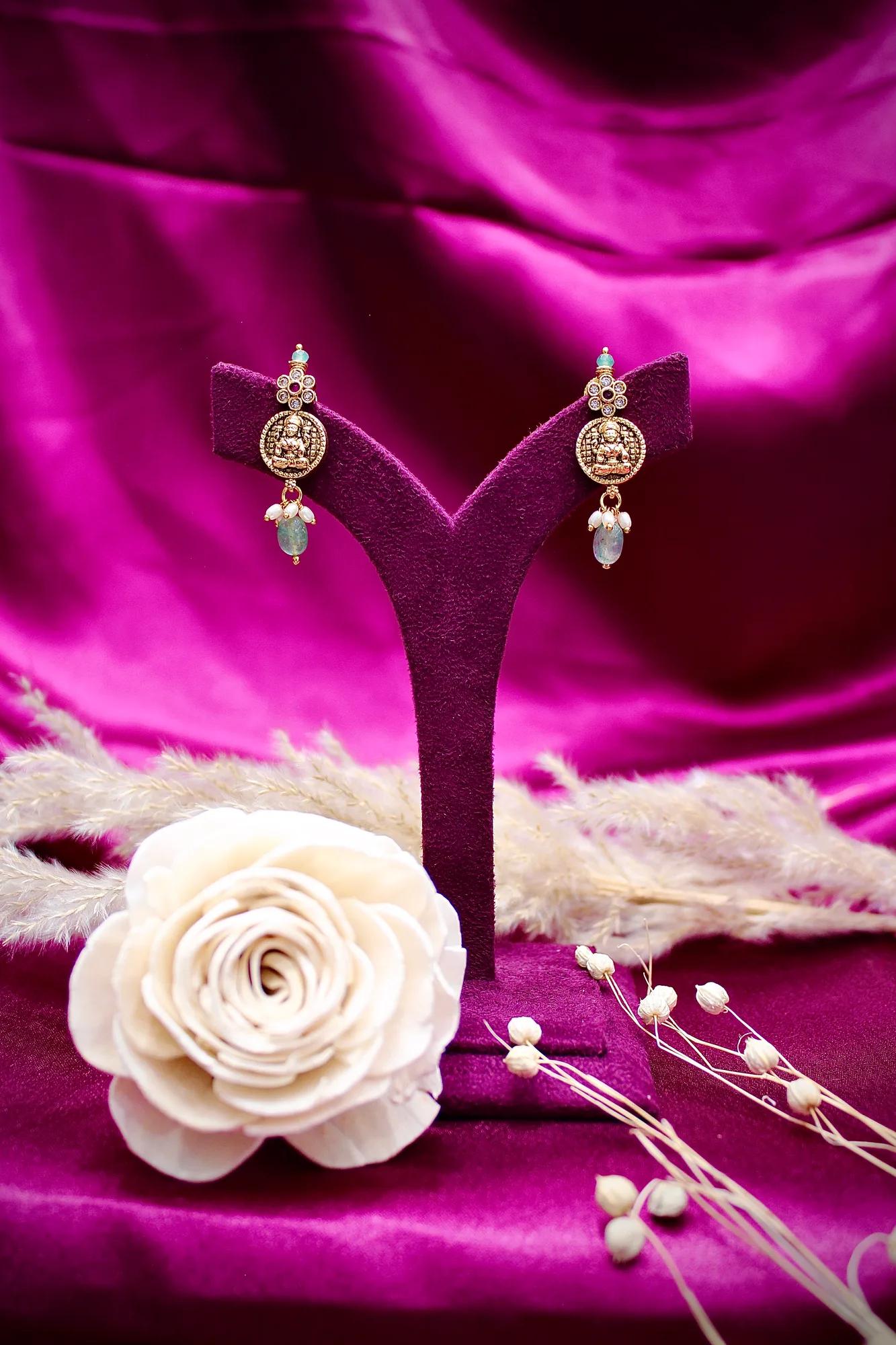 Grand Temple Coin Haram Set with Emerald Bead Drops