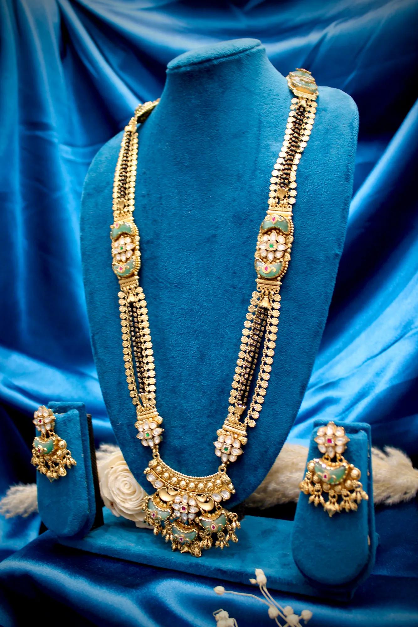 Antique Mint Green Kundan Mangalsutra Set with Earrings